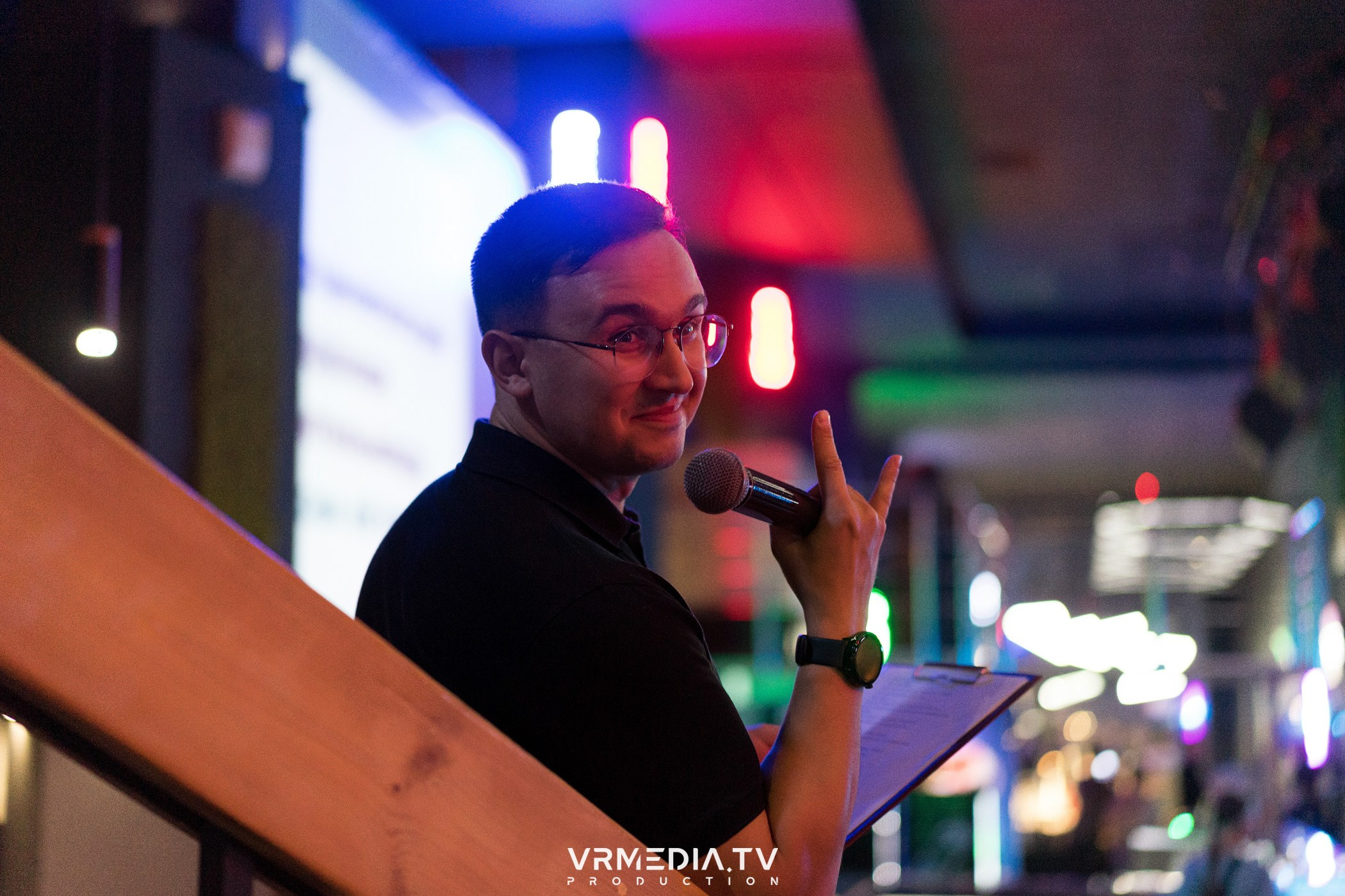 WoW QuiZ в баре «Друзья»