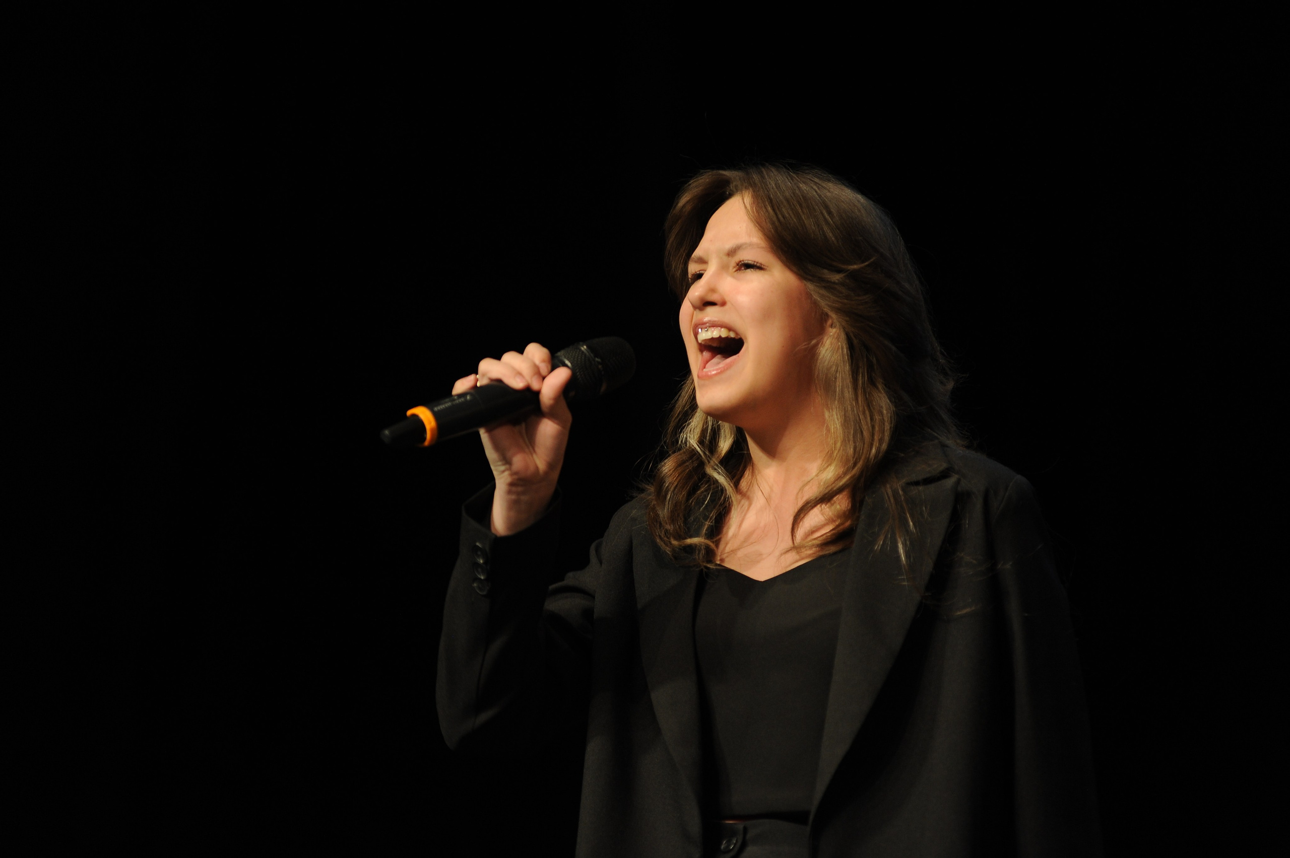 16 ноября, г. Красноярск. Золотое яблочко