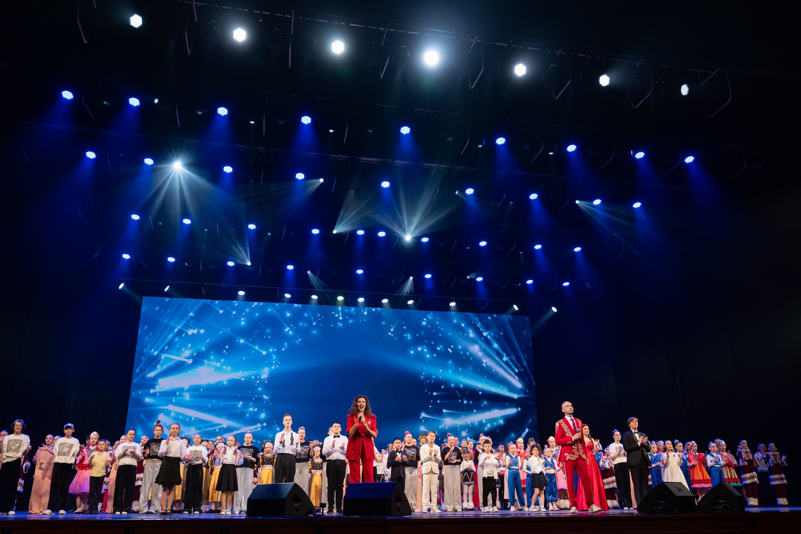 16 мая, г. Москва, Кремль, Концерт. Золотое яблочко