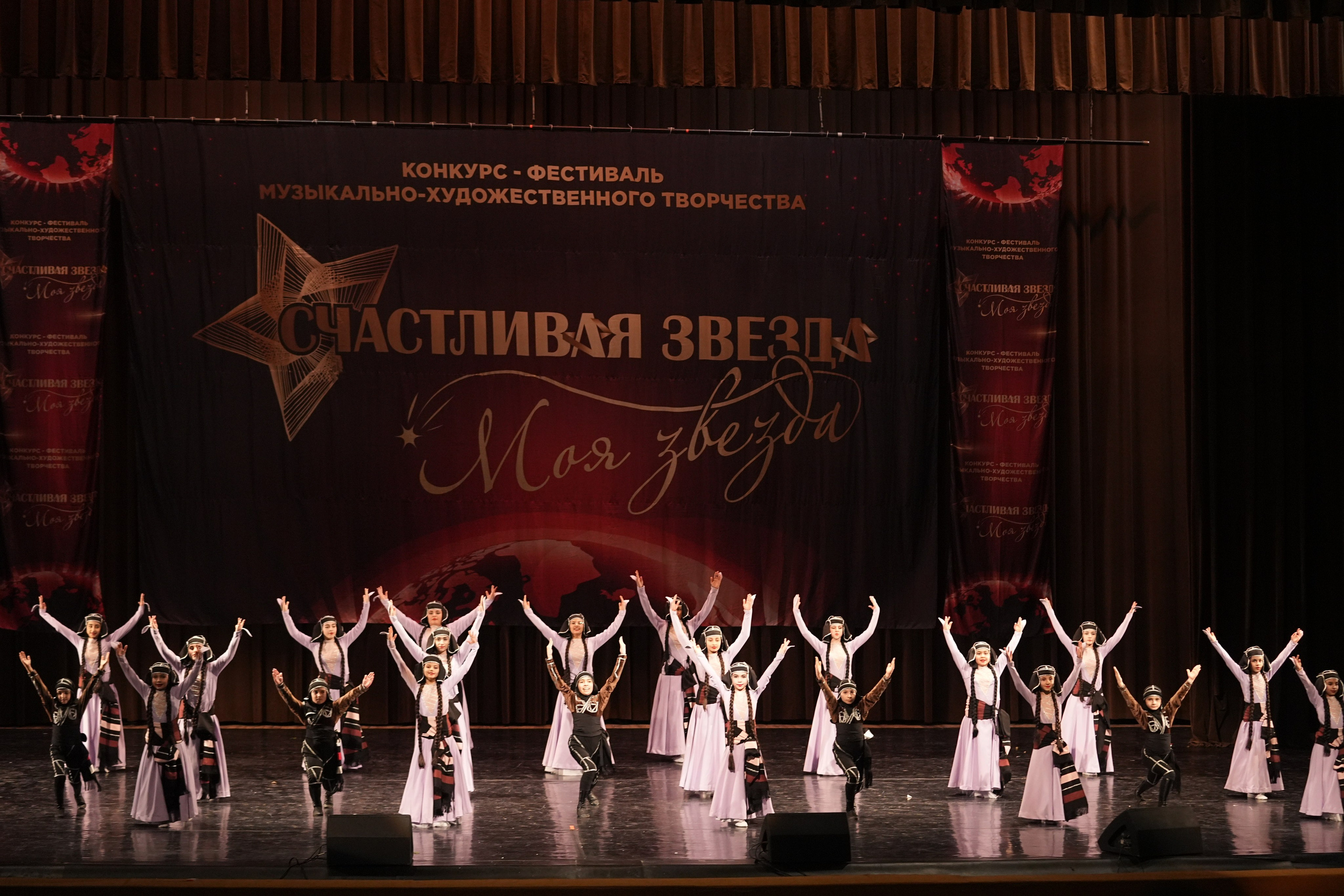 7 декабря, блок 3, г. Москва. Золотое яблочко