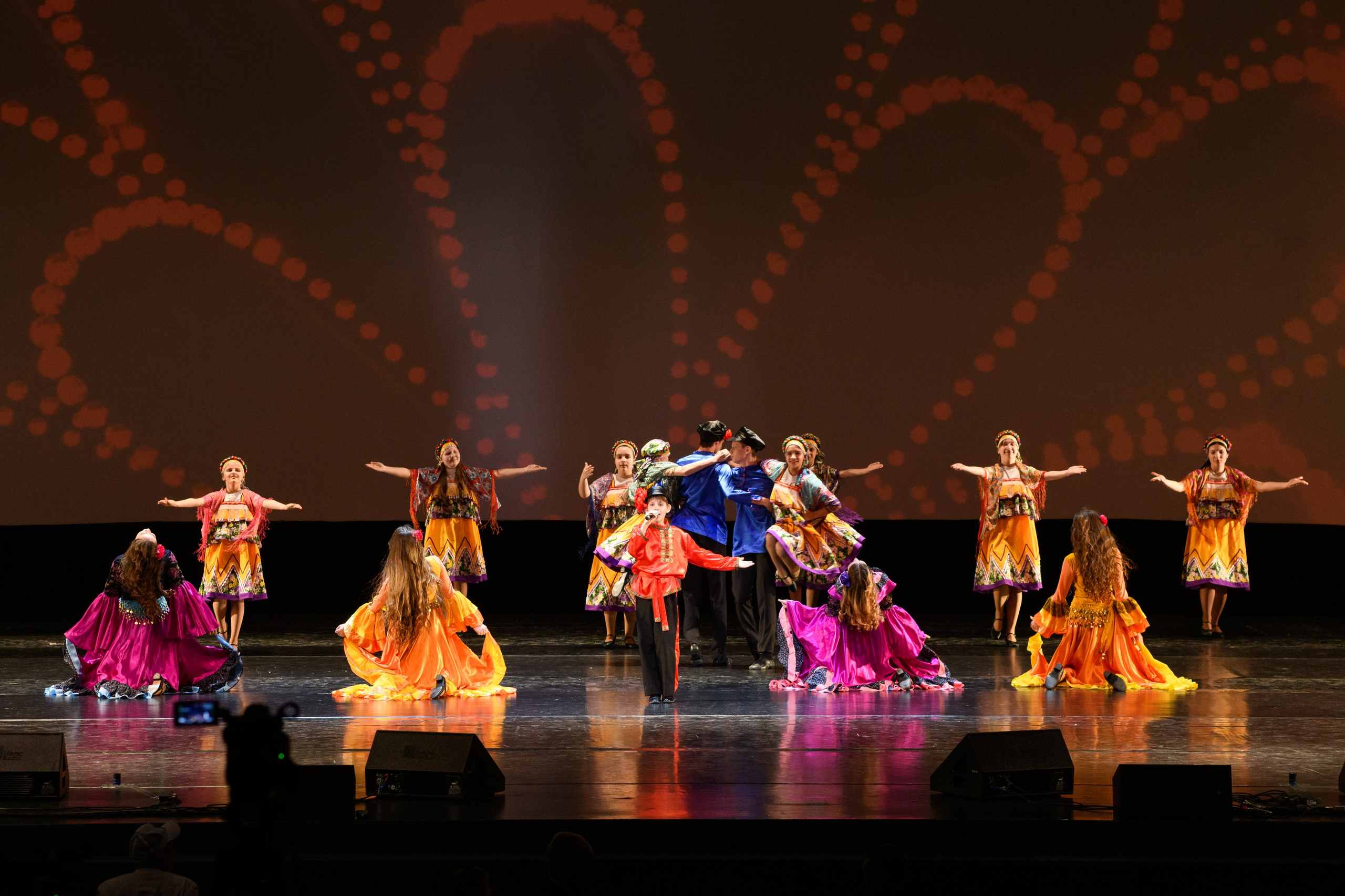 23 апреля, часть 2, БКЗ Октябрьский, г. Санкт-Петербург. Золотое яблочко