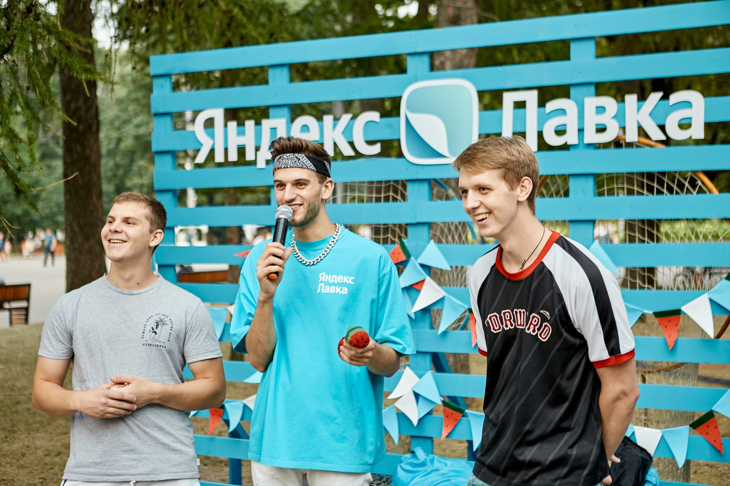 ЯНДЕКС ЛАВКА «АРБУЗНАЯ ФЕЕРИЯ». Фотограф Андрей Егоров