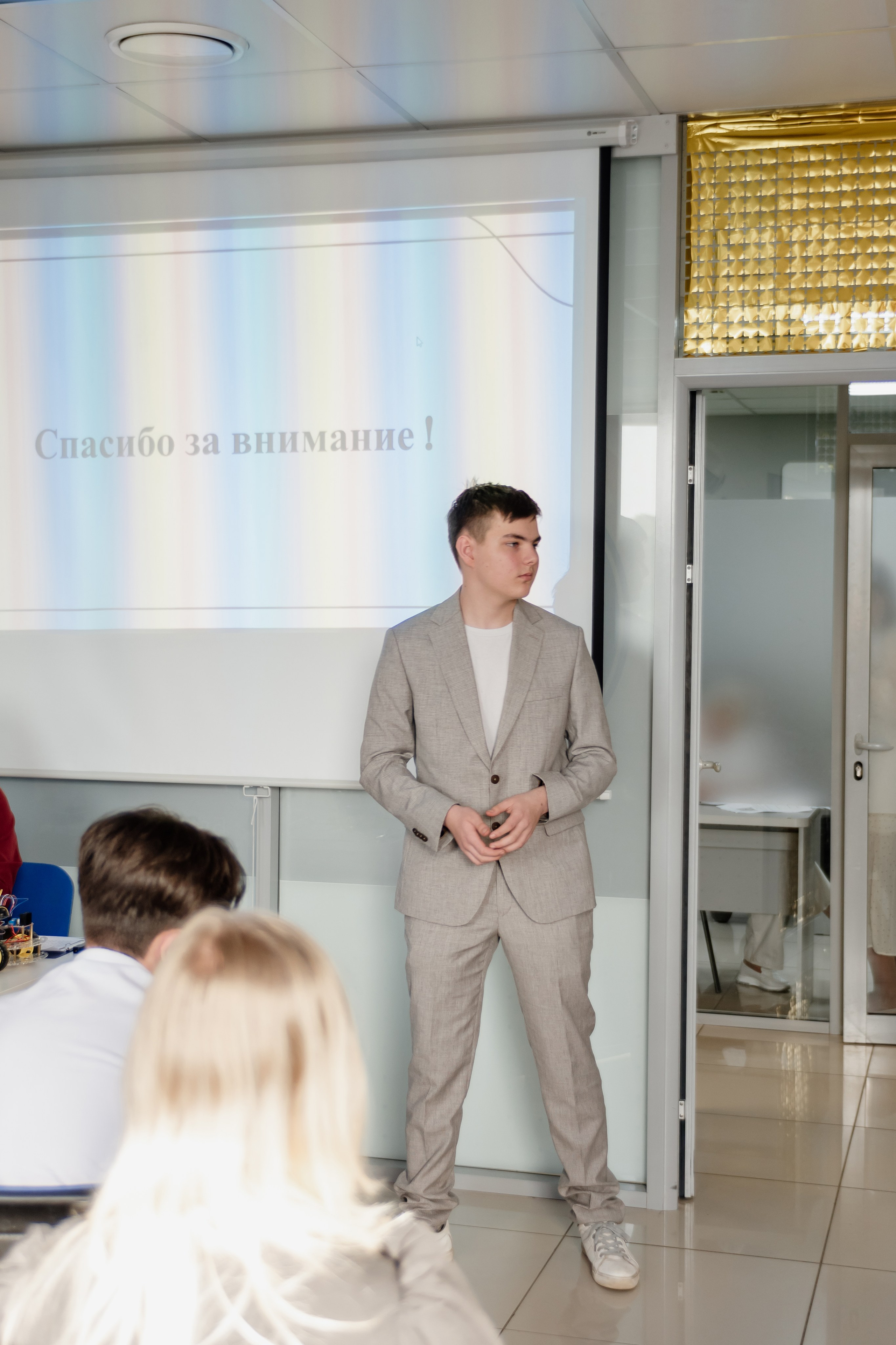 Выпускной: компьютерная академия Топ. Фотограф в Твери Дементьева Анастасия