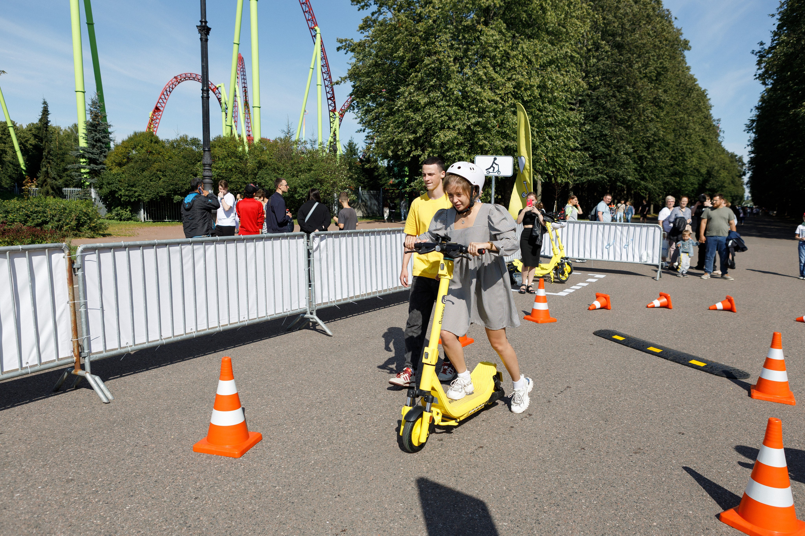 Яндекс Самокат. Свадебный и репортажный фотограф в Санкт-Петербурге Николай Голованов