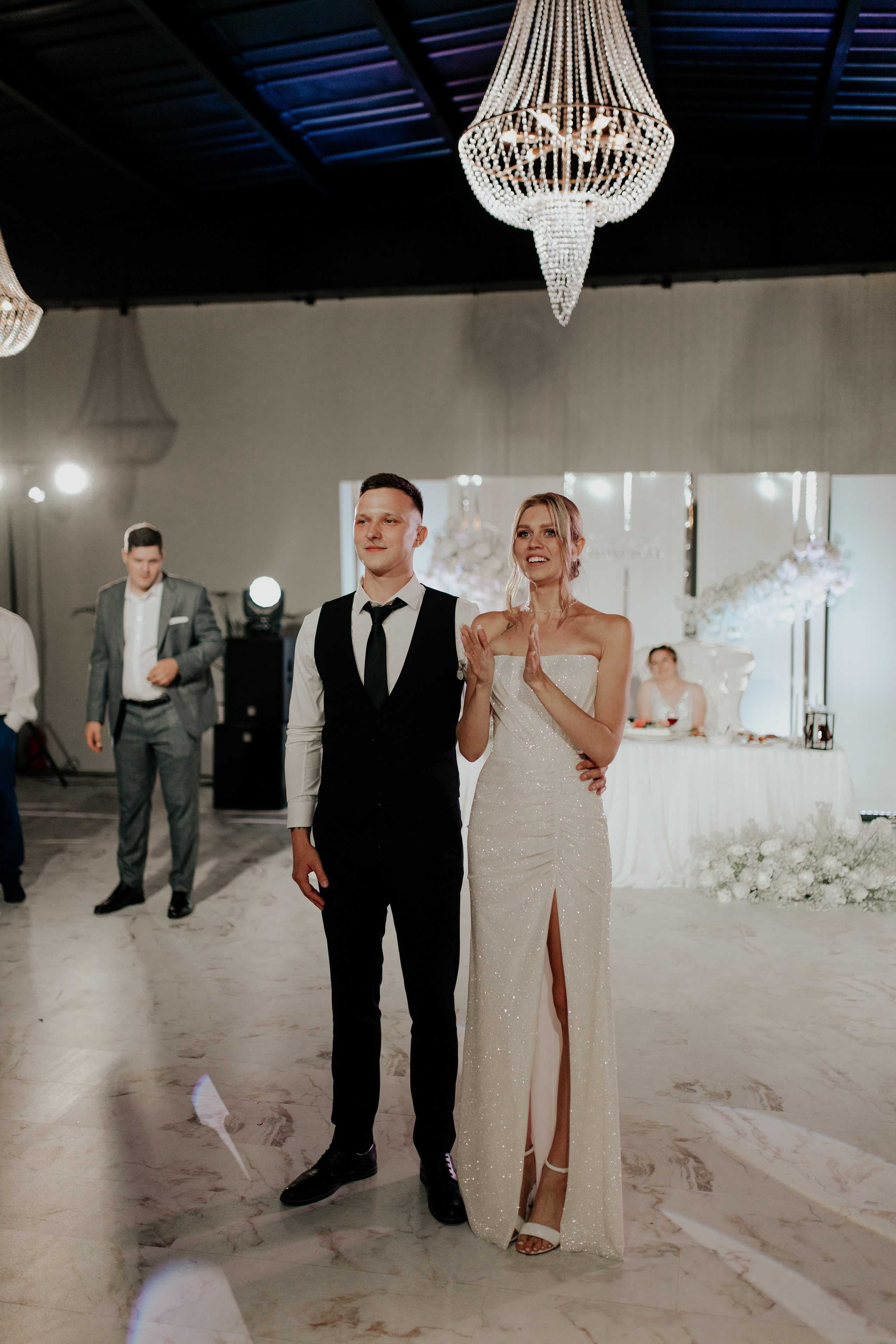 Свадебный банкет в Санкт-Петербурге — Трогательная фотосессия с родными и лавстори. Фотограф в Санкт-Петербурге Лиза Семченкова