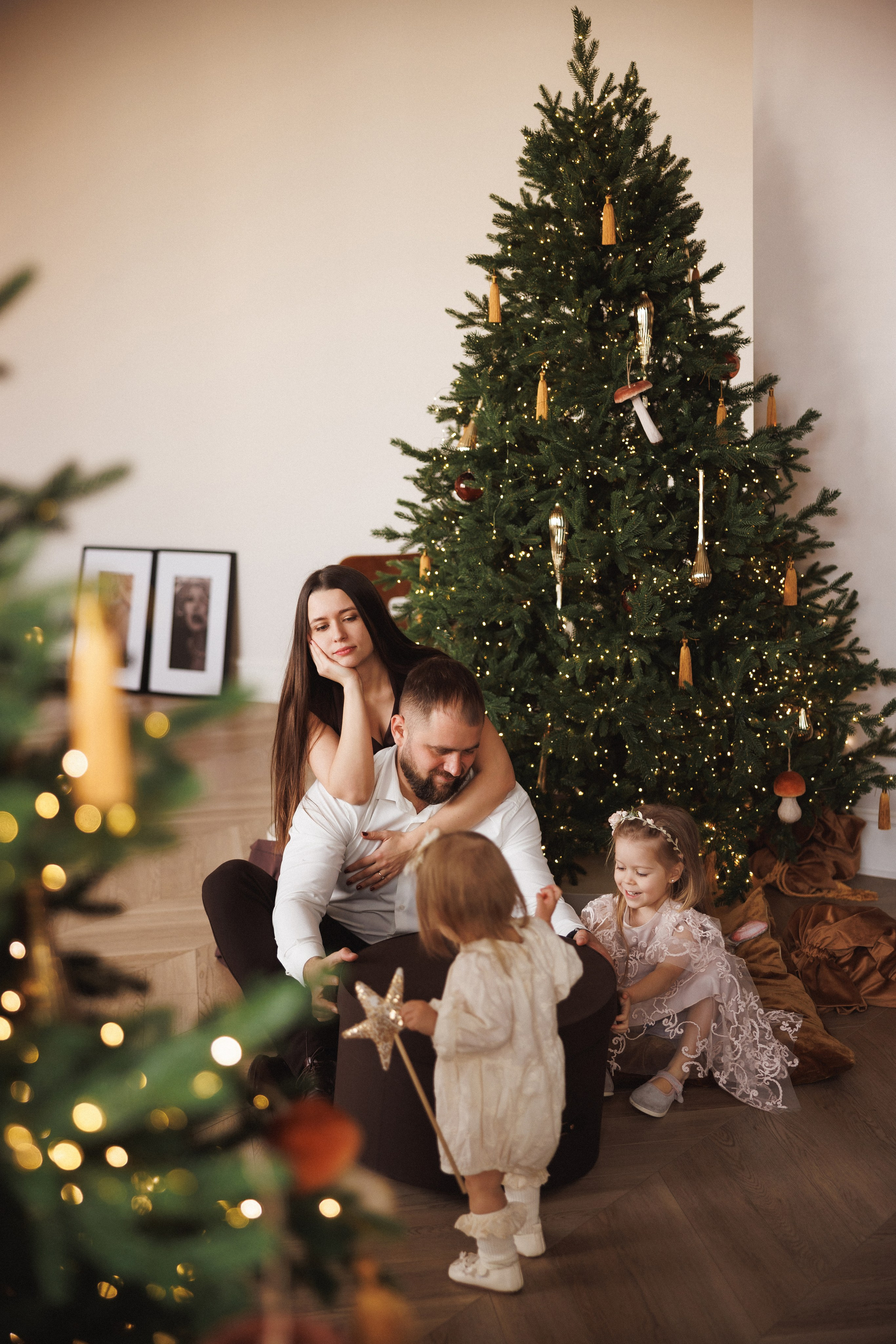 Семейная новогодняя фотосессия в фотостудии «Париж», город Краснодар. Семейный и детский фотограф в Краснодаре Анна Трашкова