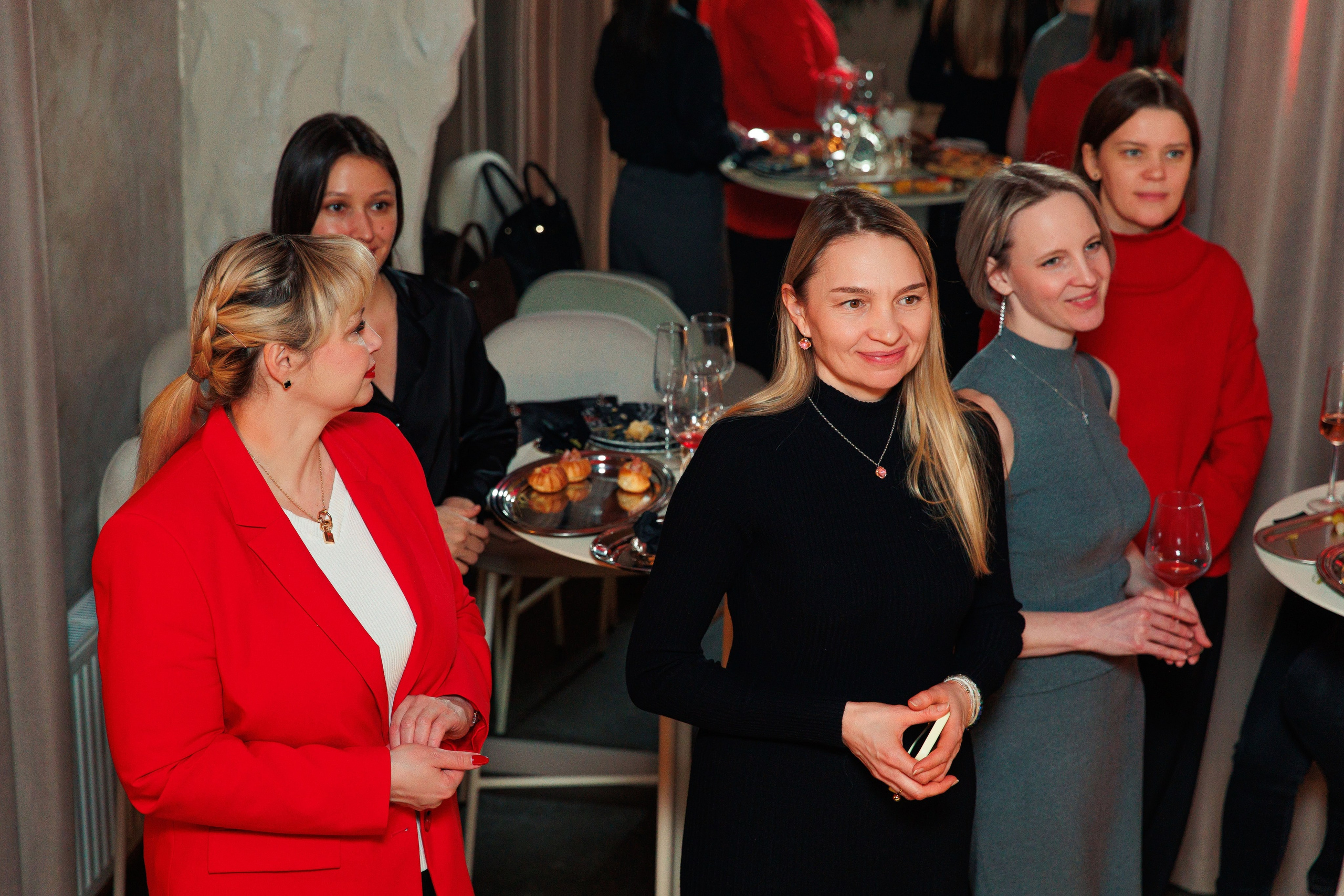 Третий трест в Доме Мафии. Репортажный и свадебный фотограф в Уфе Павел Кожевников