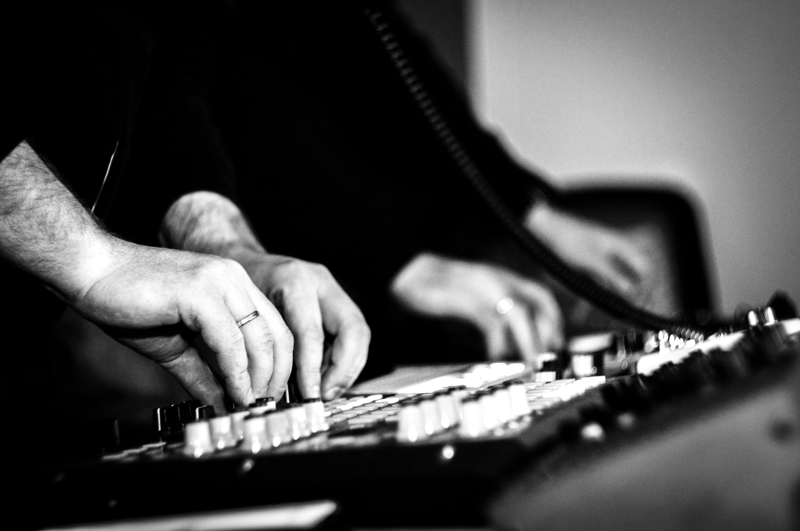 NOISE vs. ГЛАМУР 2026 Севастополь. Репортажный фотограф в Симферополе Зареев Иван