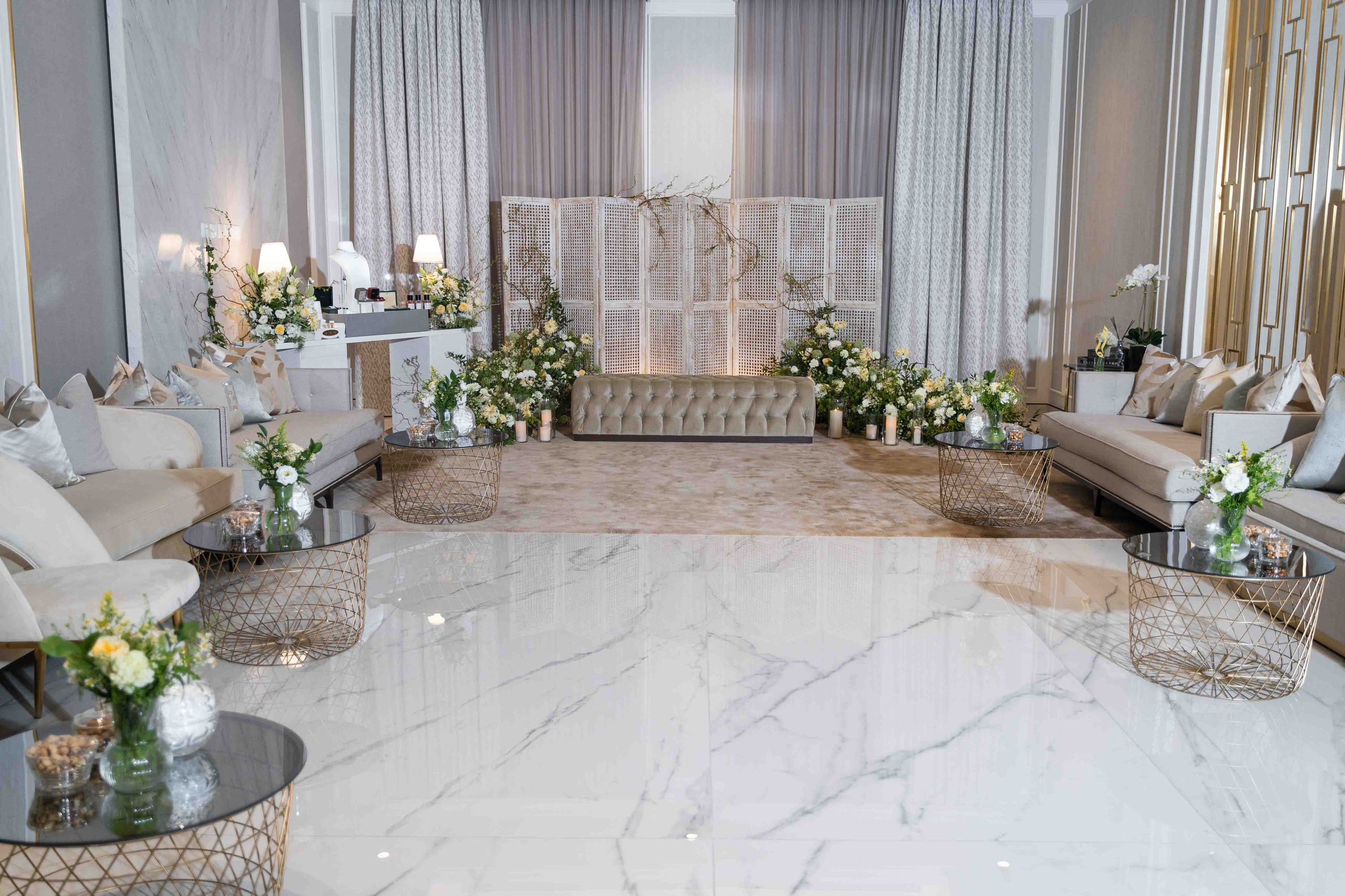 Арабская скромная помолвка дома (приватность на женские лица). Фотограф и видеограф в Москве и Абу Даби Мария Кулагина