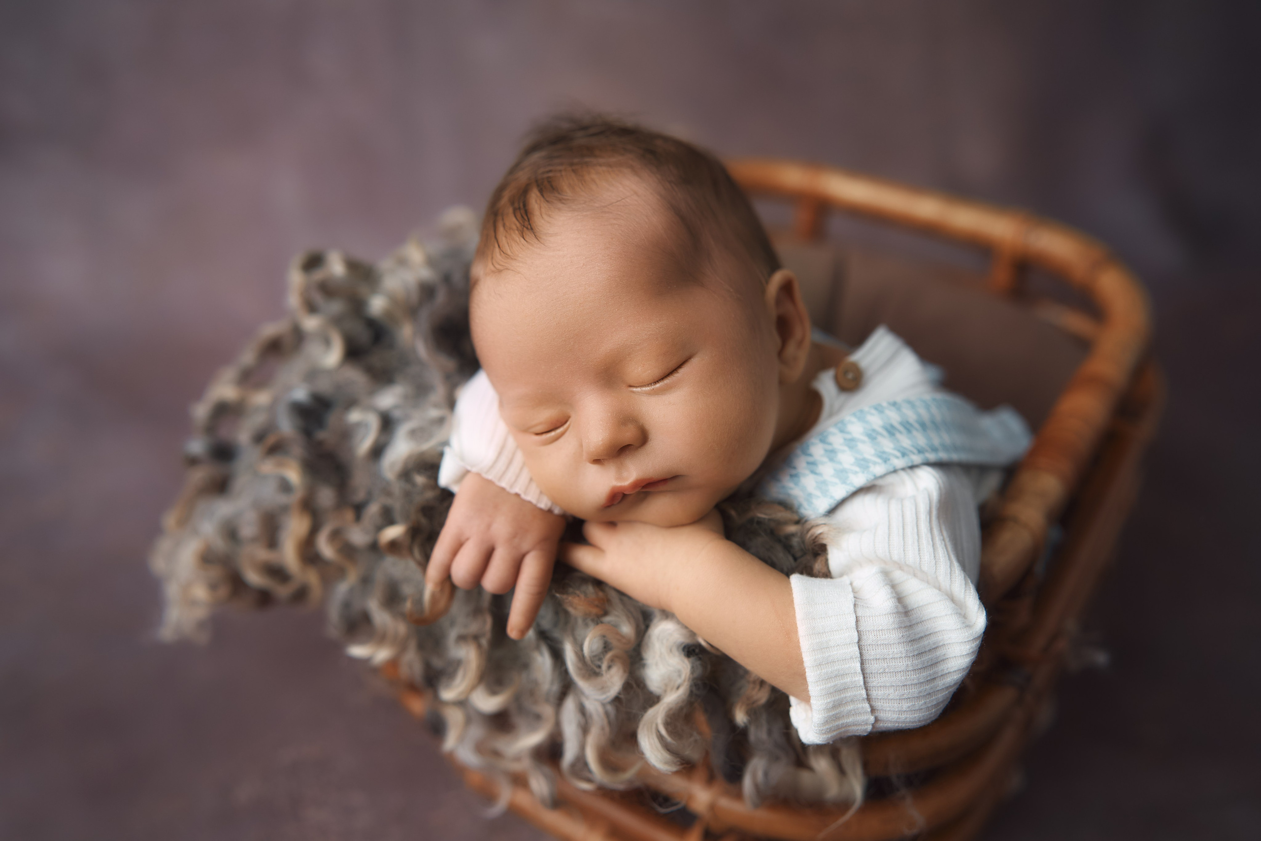 Роман. Фотограф новорожденных во Владивостоке Ромашко Виктория