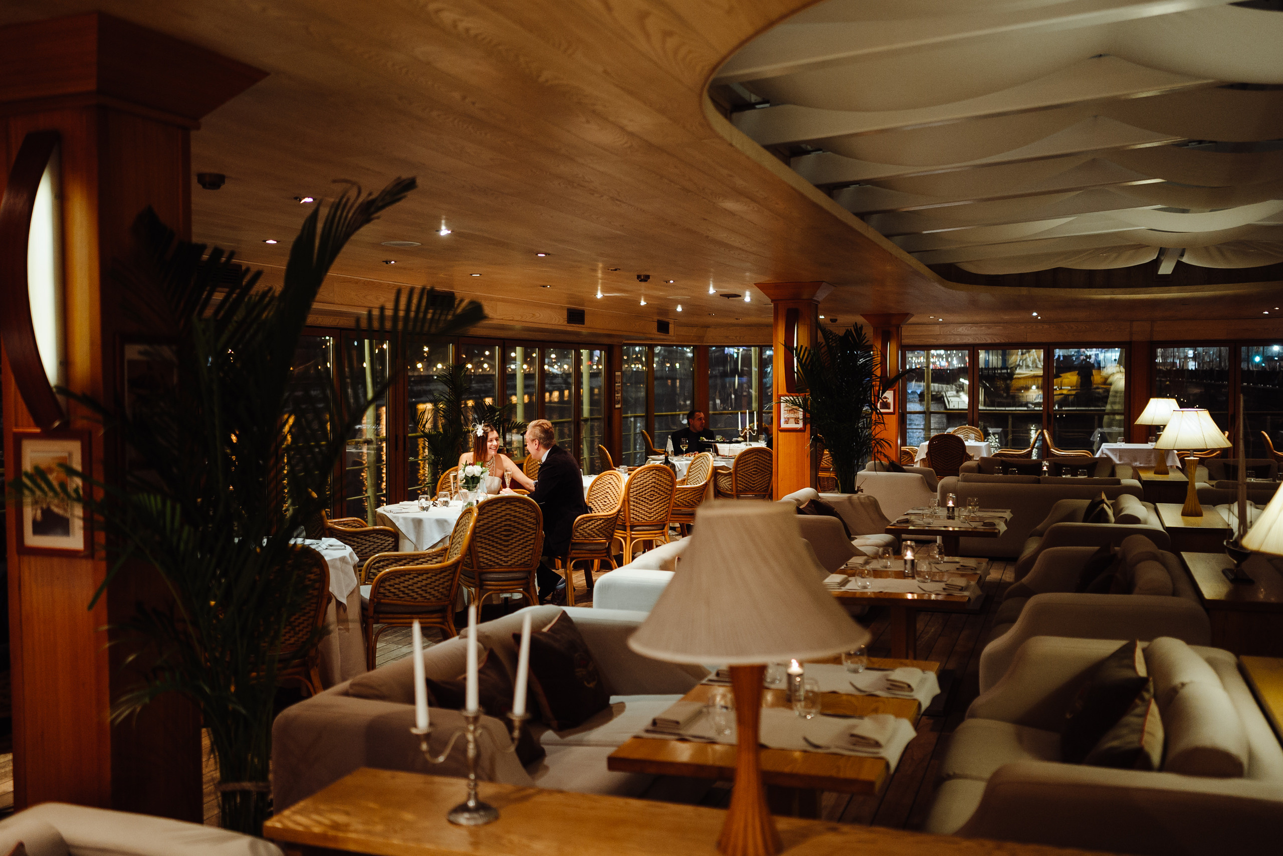 Professional wedding photographer Evgeniy Zakharychev