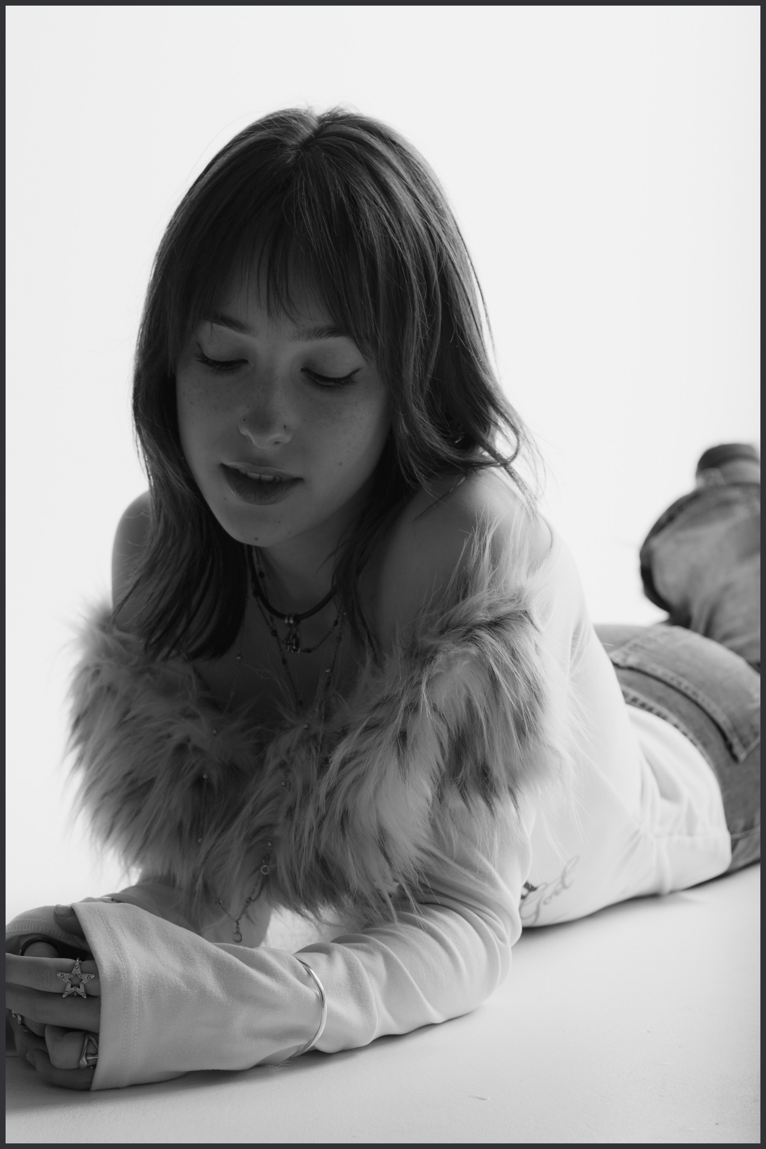 Портретная съемка — Алена. Портретный фотограф в Орле. Готовые фото за 3 дня! Помощь в позировании. Советы по организации