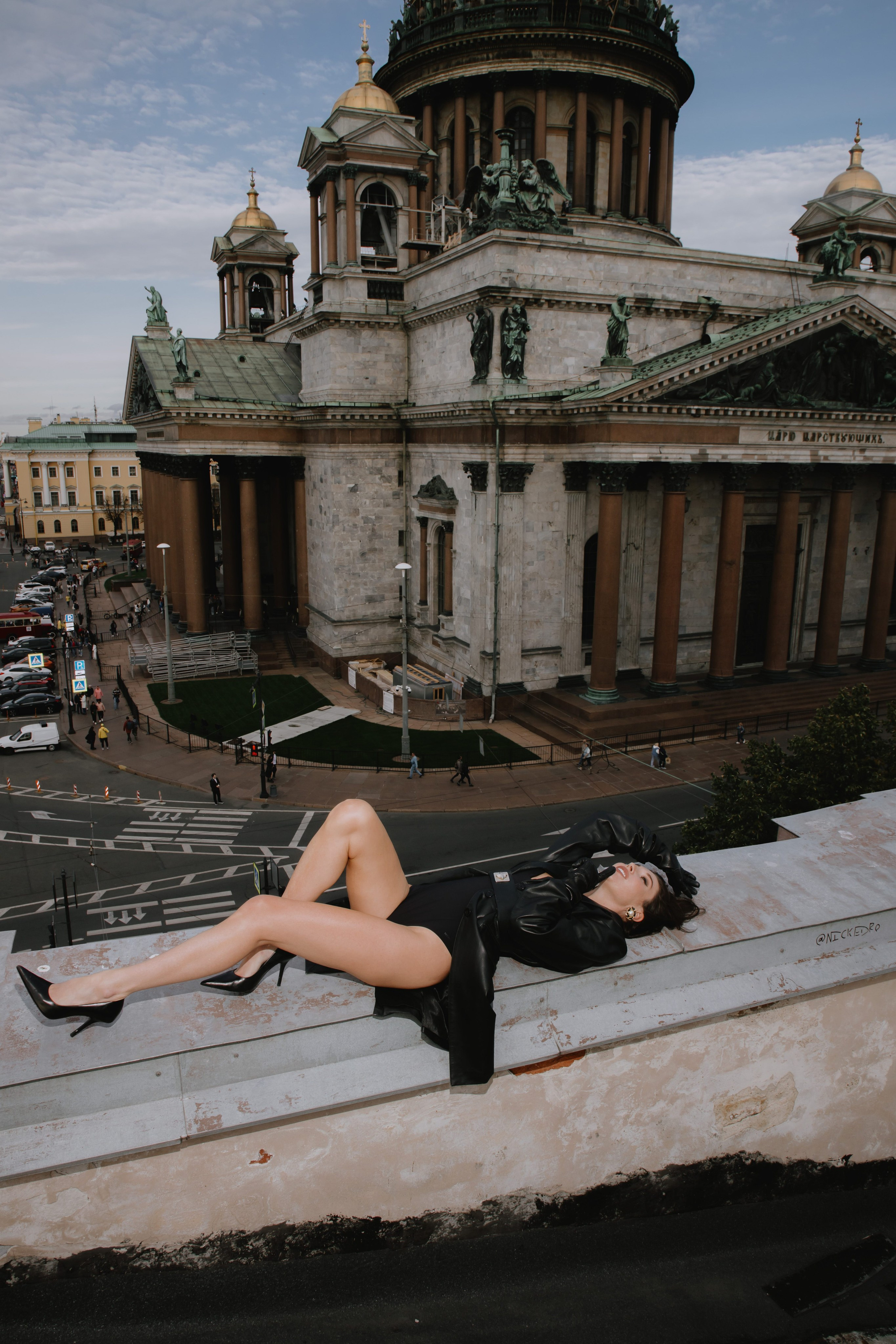 Вероника (съемка на крыше). Фотограф в Москве и Санкт-Петербурге Дарина