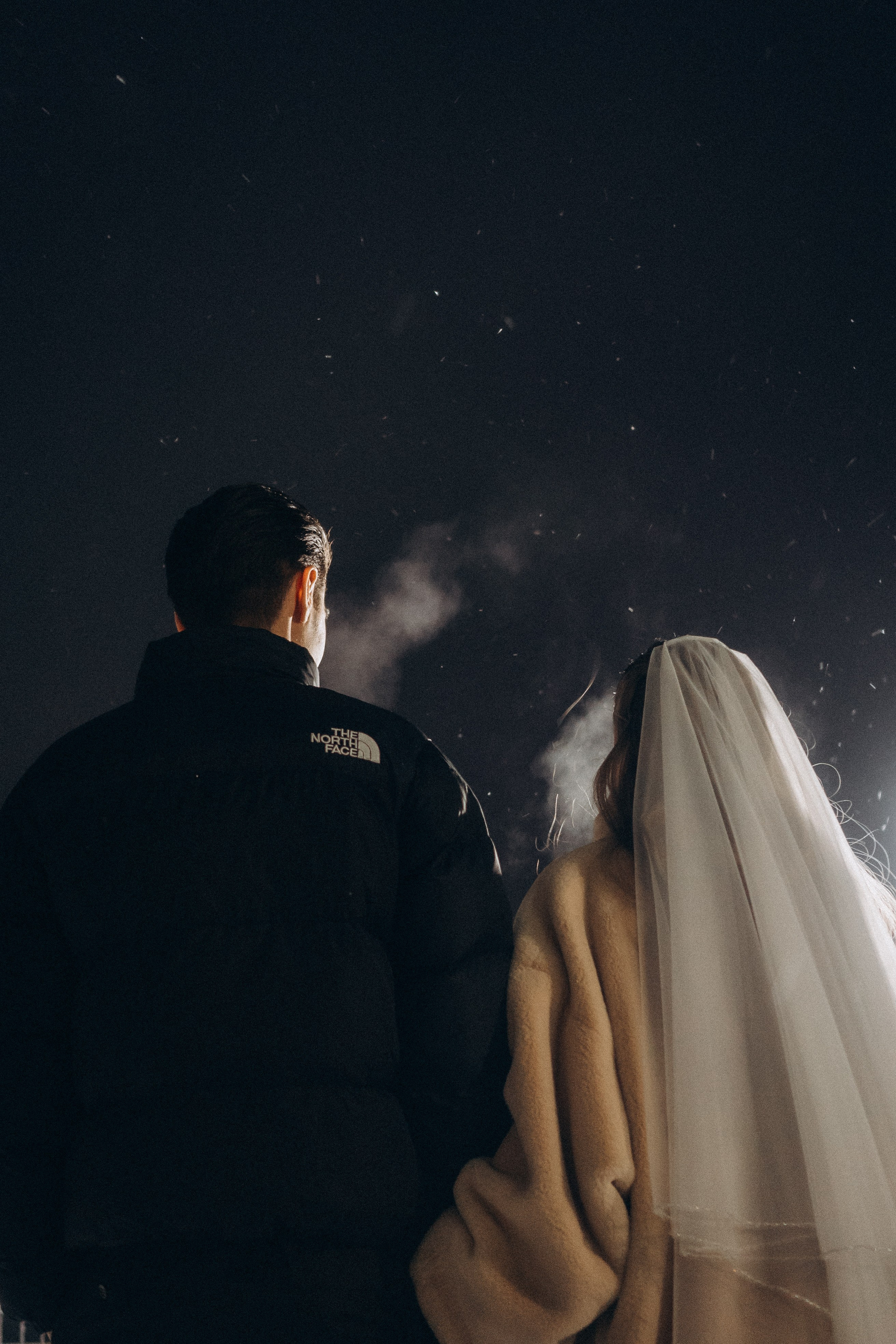 СВАДЕБНАЯ СЬЕМКА СБОРОВ В ОТЕЛЕ И ВЫЕЗД НА ЦЕРЕМОНИЮ (СНЯТО В СИБИРЕ В НИЖНЕВАРТОВСКЕ). Профессиональный фотограф, Санкт-Петербург — Виктория Богомолова