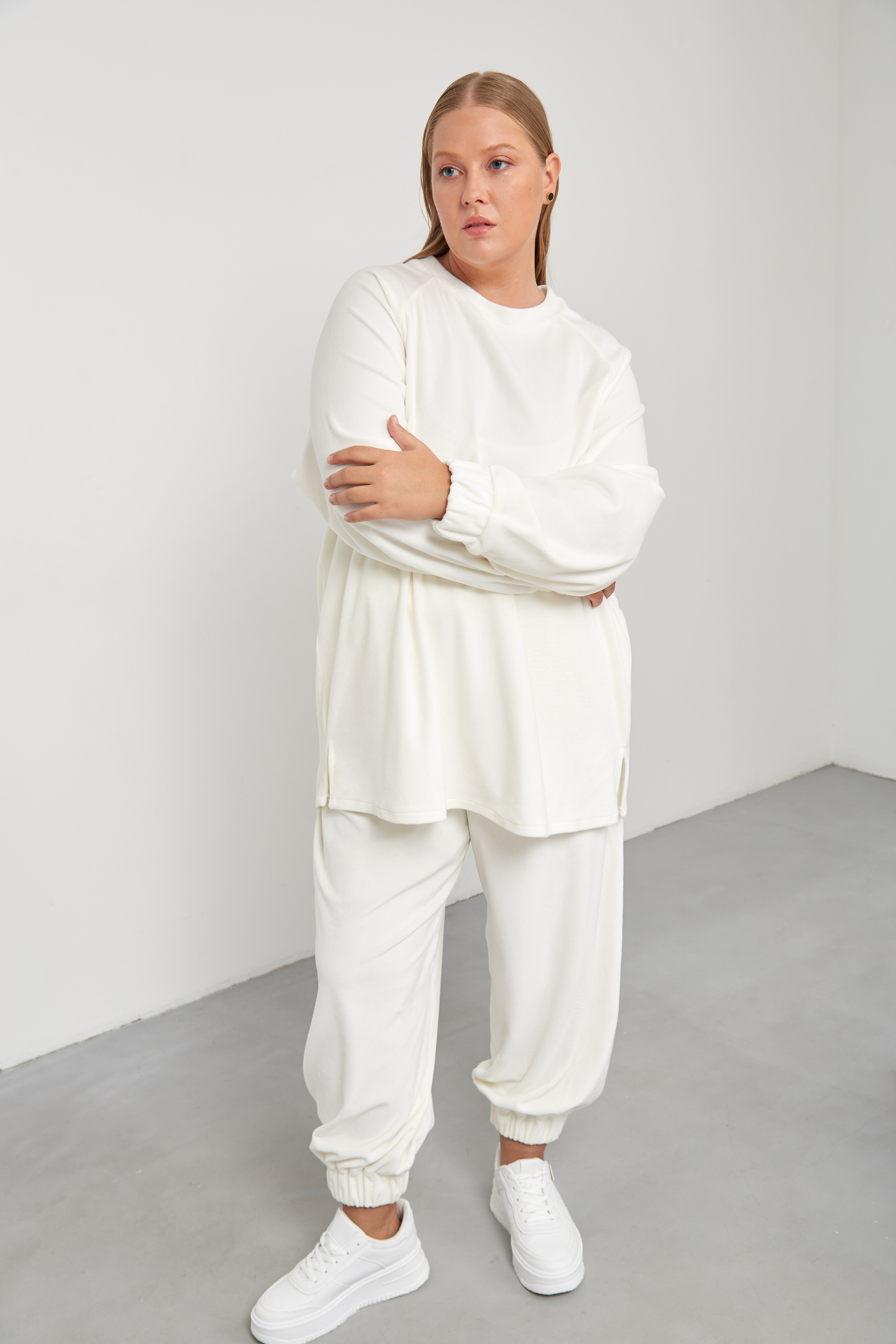 Каталог для Plus size бренда. Fashion фотограф в Москве Ксения Чупрунова