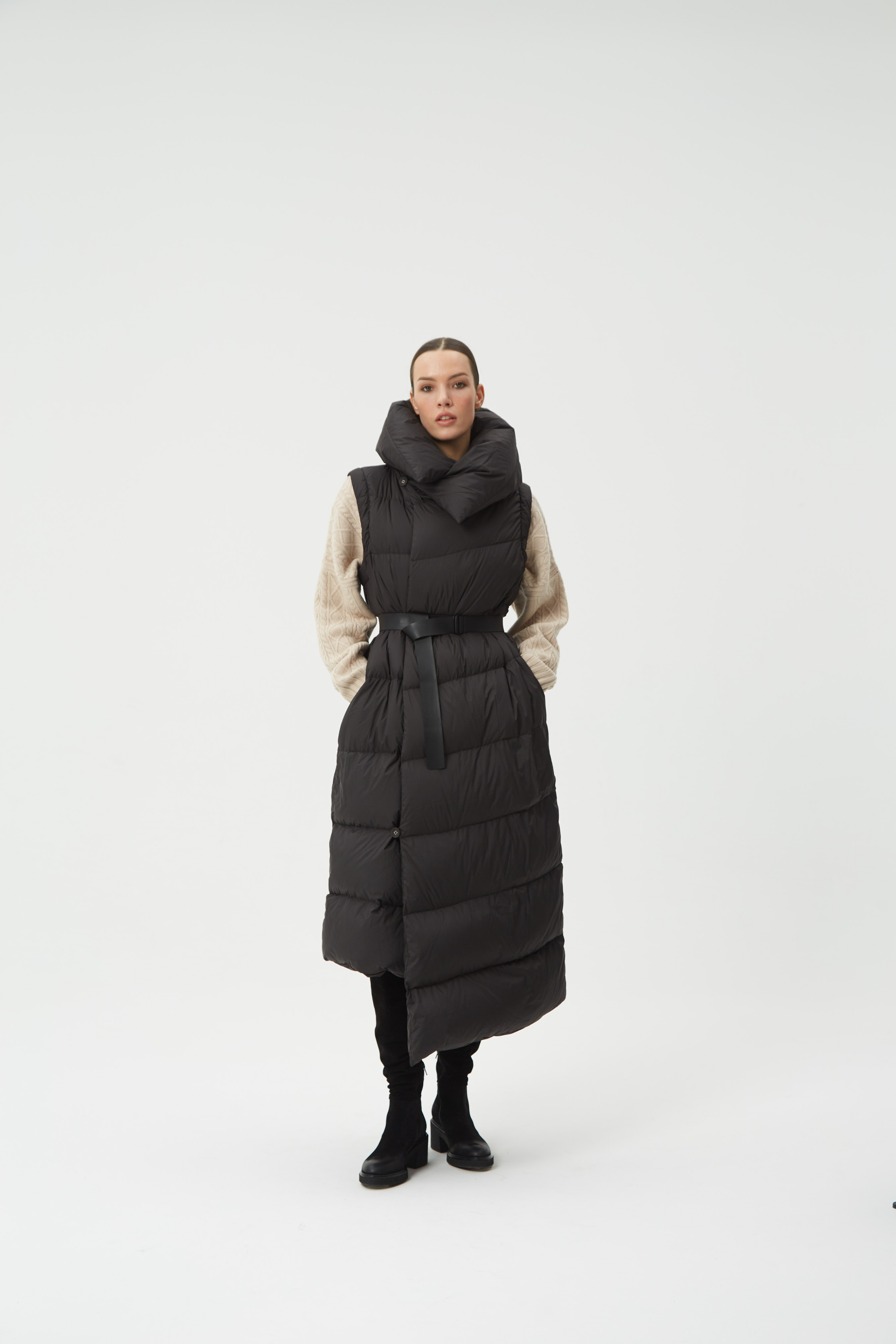 Каталог для Not Only Black. Fashion фотограф в Москве Ксения Чупрунова