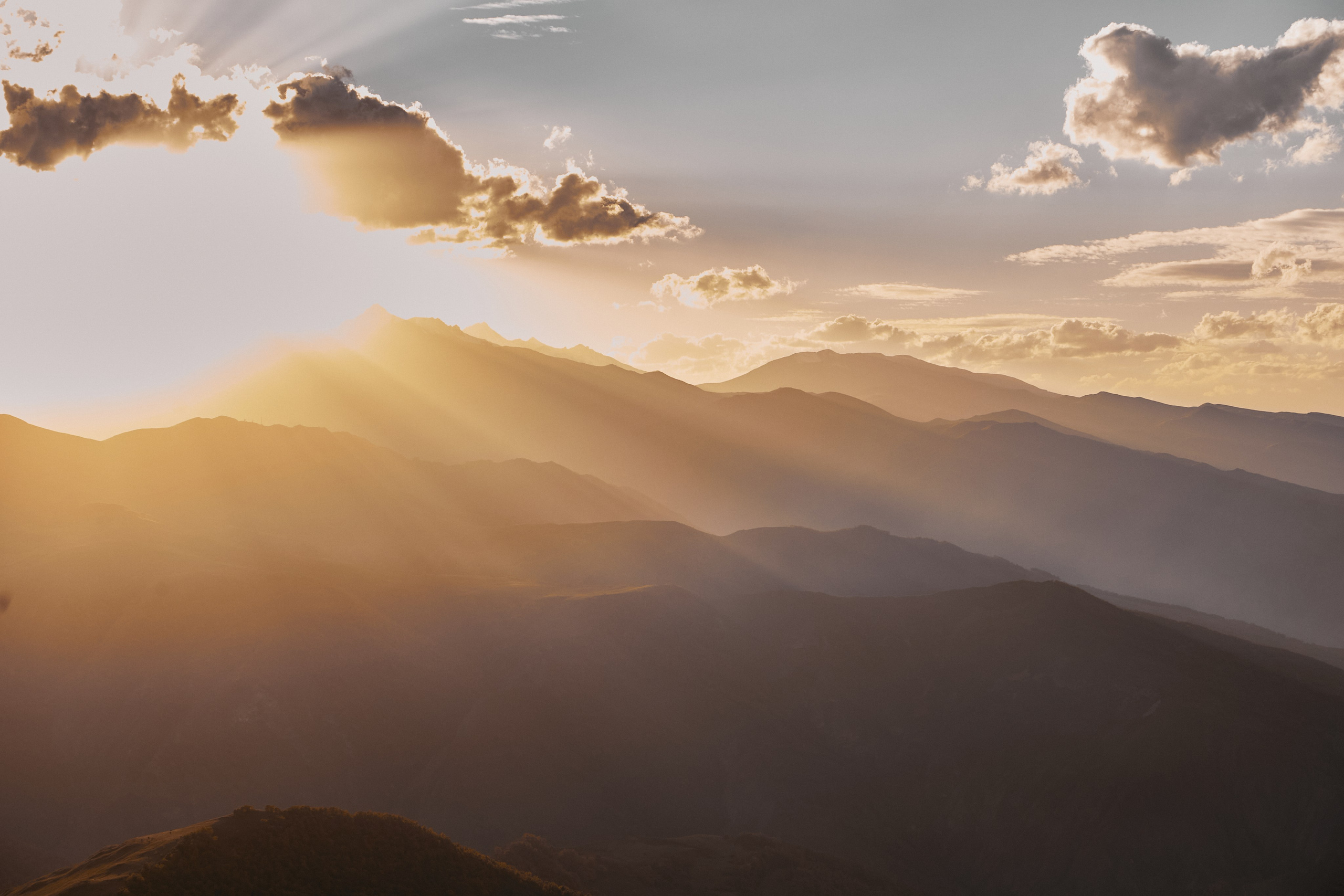 Лха 2500. Фотограф Продюсер в горах КБР / Москва  Нальчик Горы