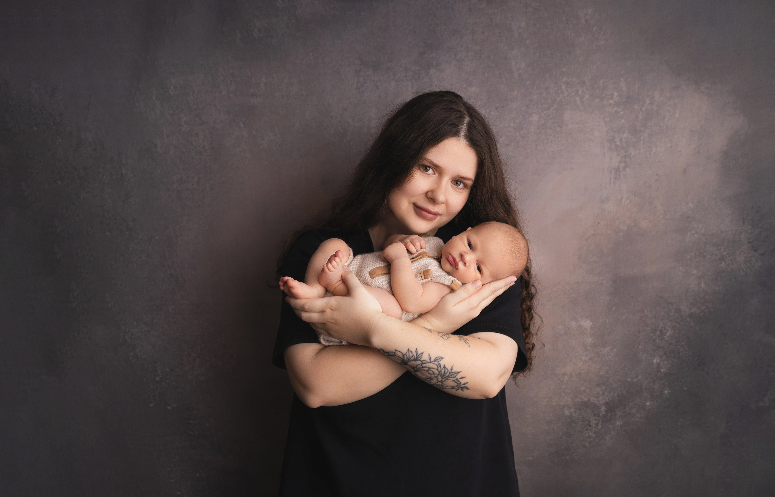 Семейные кадры от Elvira Kamaeva. Фотограф новорожденных малышей в Омске и Омской области Эльвира Камаева