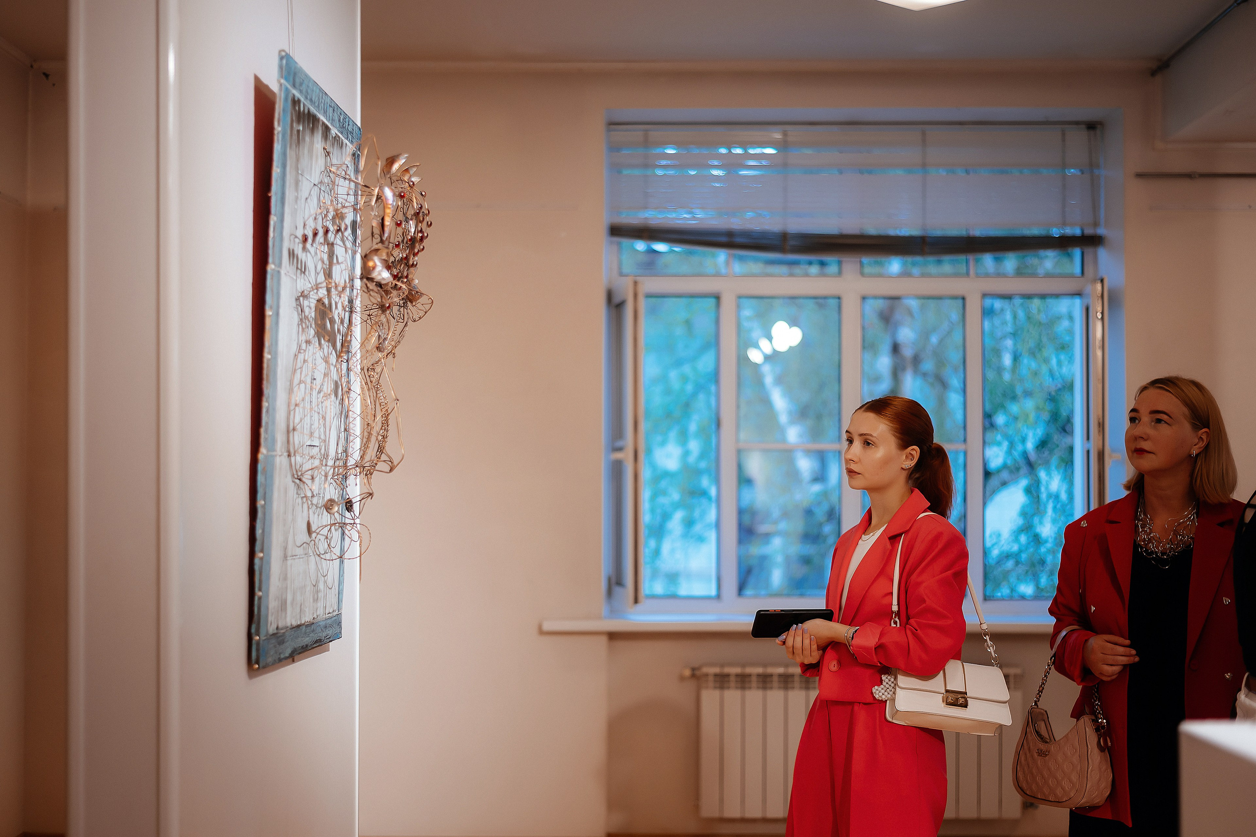 05.08.2025 | Галерея современного искусства «Красный Мост». Сергей Поздняков «Порталы». Фотограф Роман Рудаков