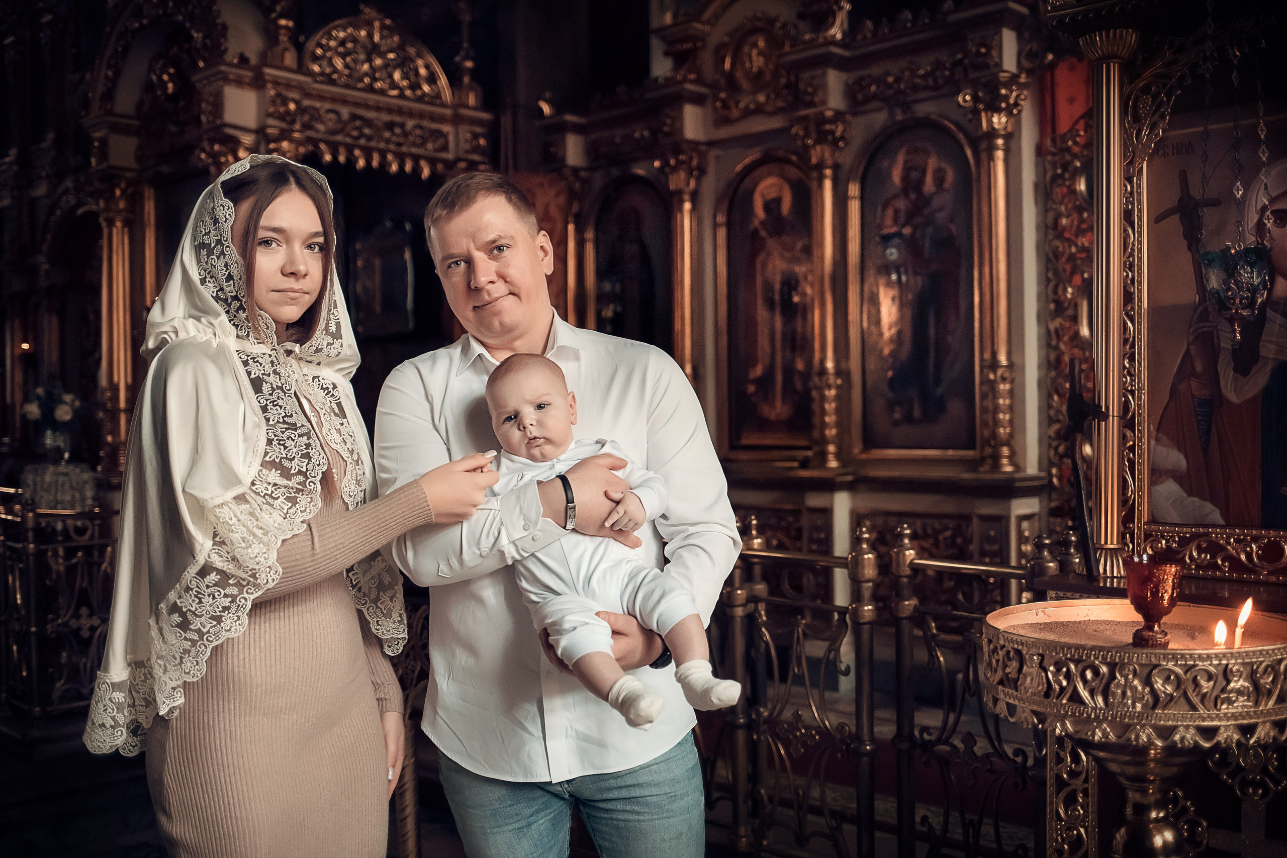 Съемка крещения ребенка в храме Воскресения Словущего