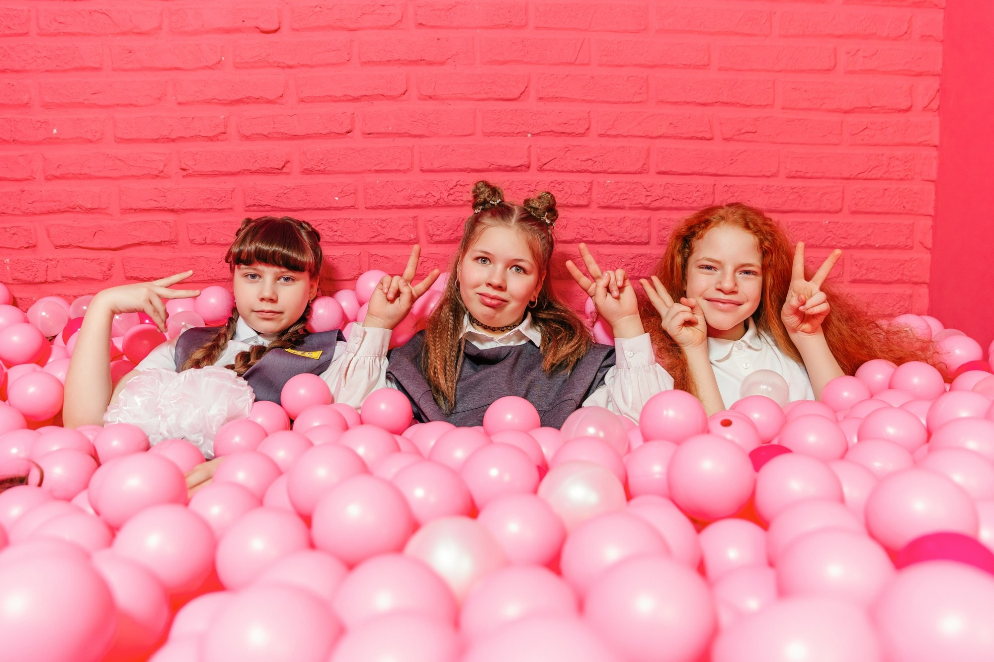 Фотосессия в студии: 159 школа 4 класс. СИГМА | Студия выпускных альбомов Красноярск