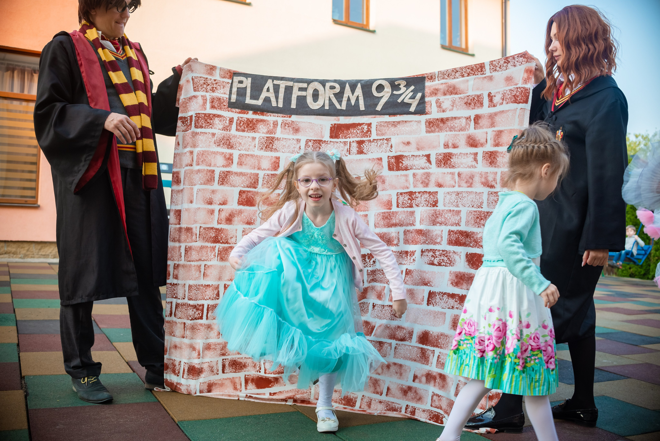 Выпускной утренник 2023. Семейный фотограф на выписку из роддома и крещение Минск Настя Гришук