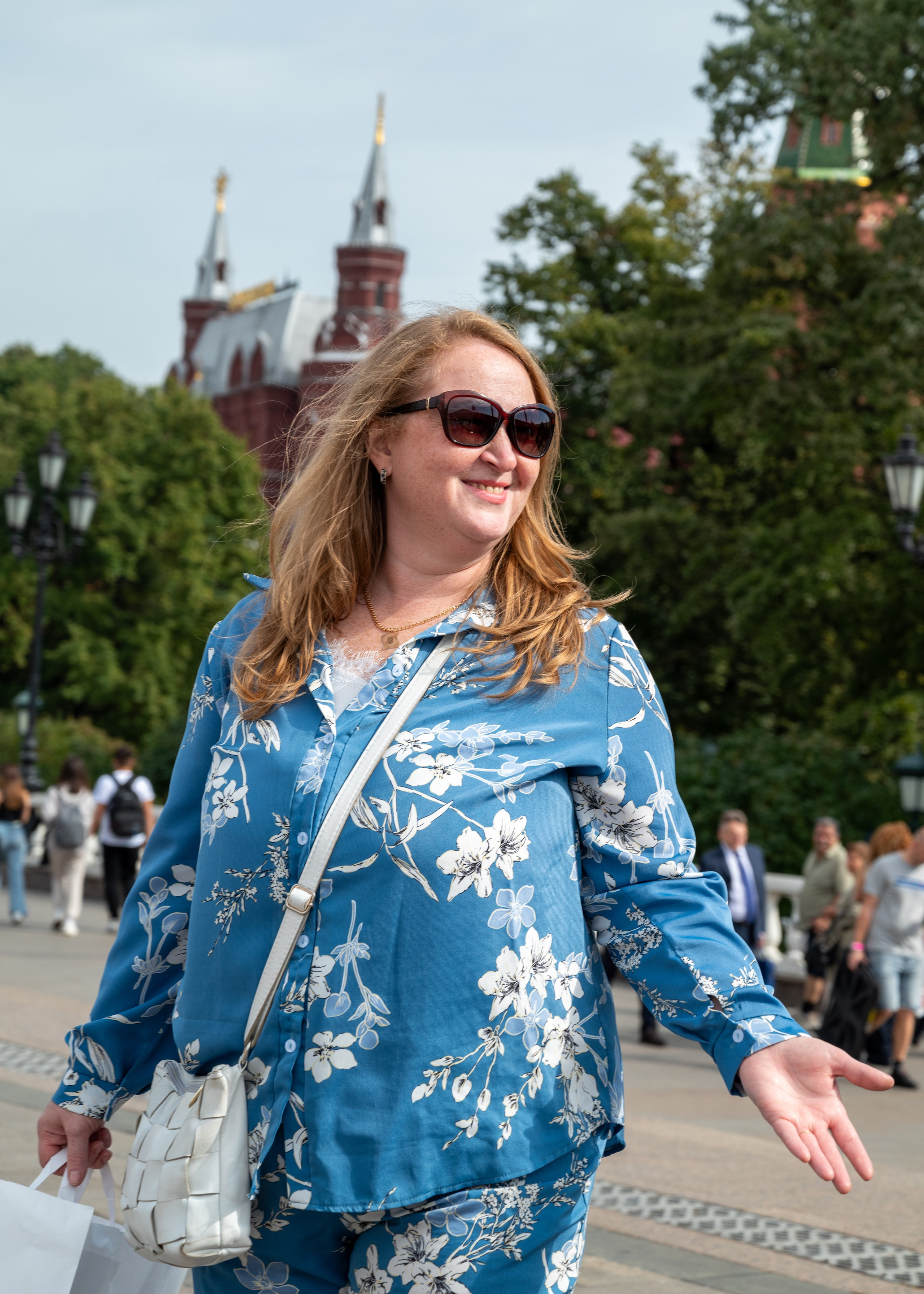 Фотопрогулка в Александровском саду. П&П — Полезное с Приятным. Фотоэкскурсии — Москва на память. Экскурсовод и фотограф в Москве. Увези столицу в своём альбоме!