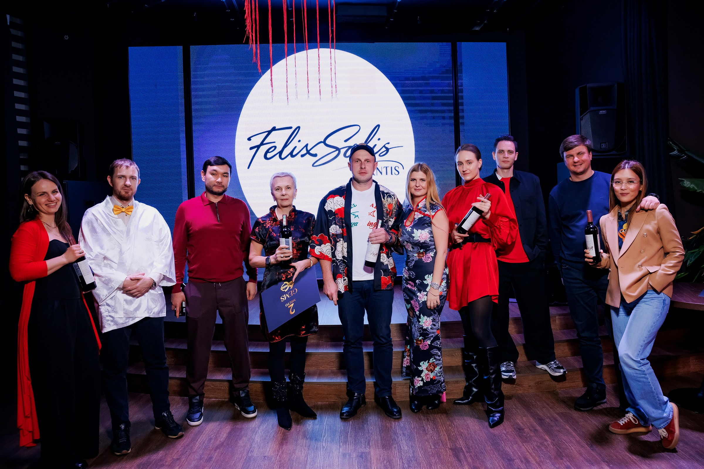 Вокруг Света за 60 Секунд-Sunset Meat Restaurant. Репортажный фотограф в Алматы Каюпов Сержан