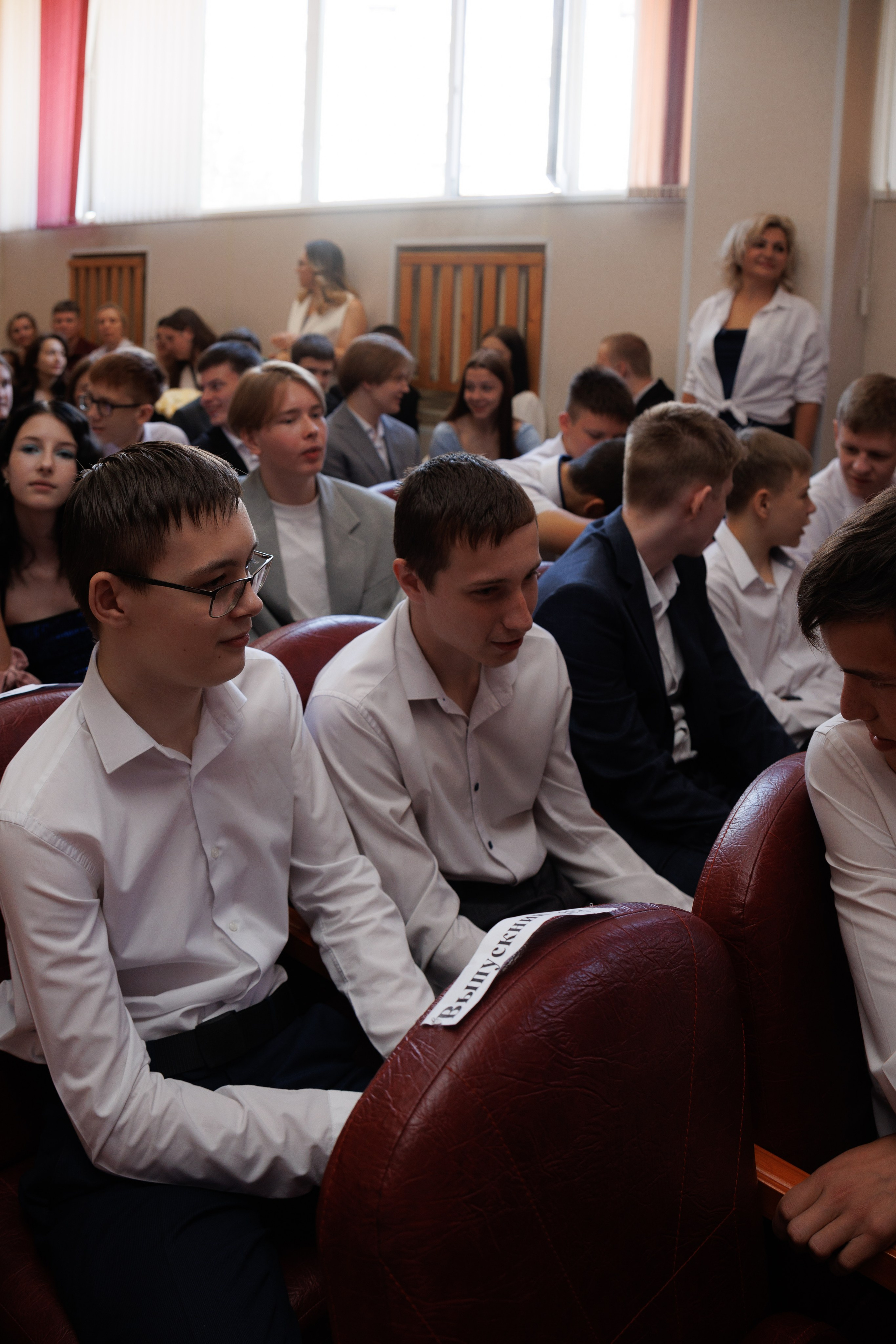 Вручение аттестатов. Свадебный и семейный фотограф в Новосибирске Ирина Дорошкова