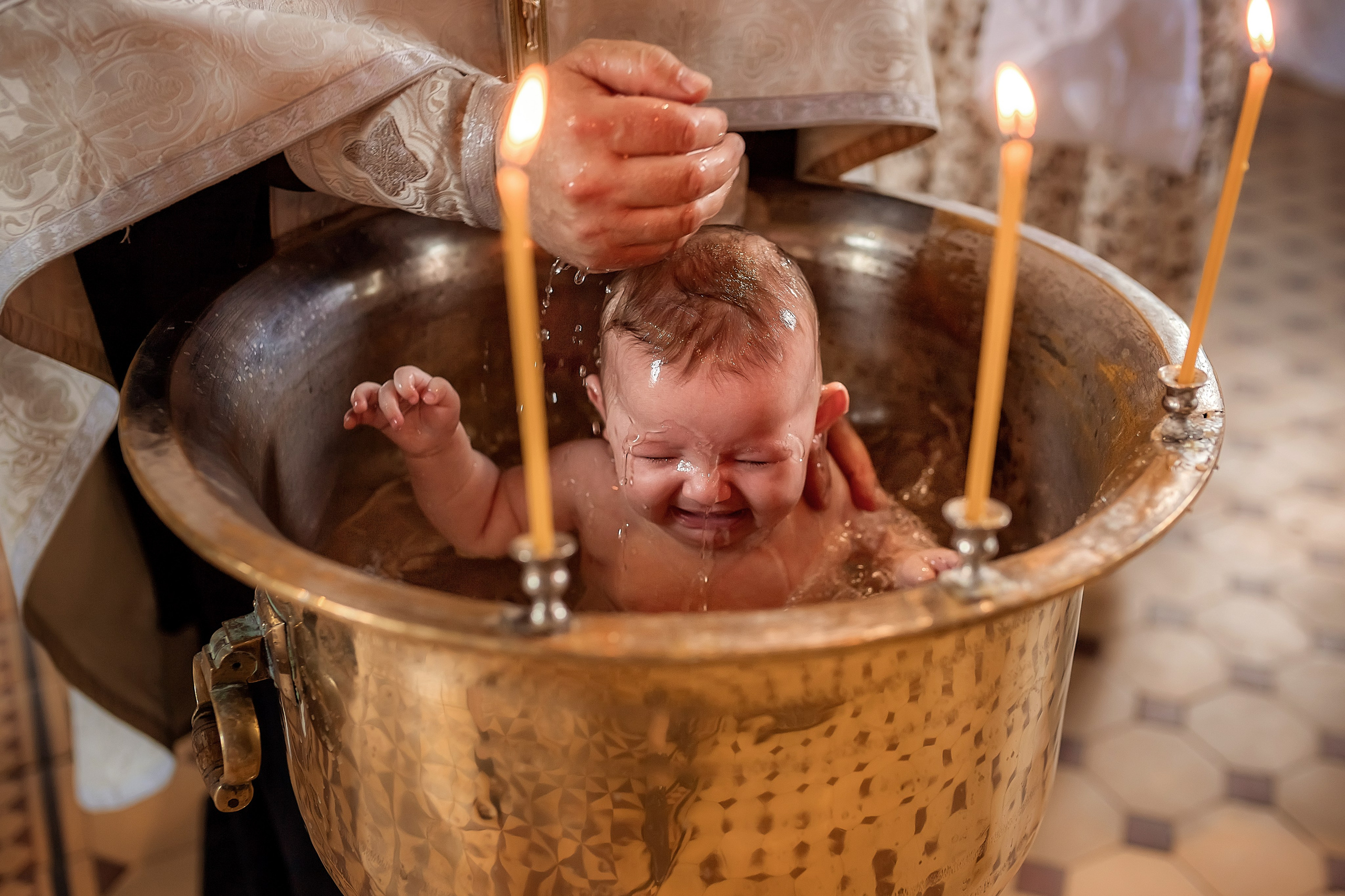 Крещение в Храме Преображения Господня в хуторе Обуховка. Олеся Семейская свадебный и семейный фотограф в Ростове-на-Дону