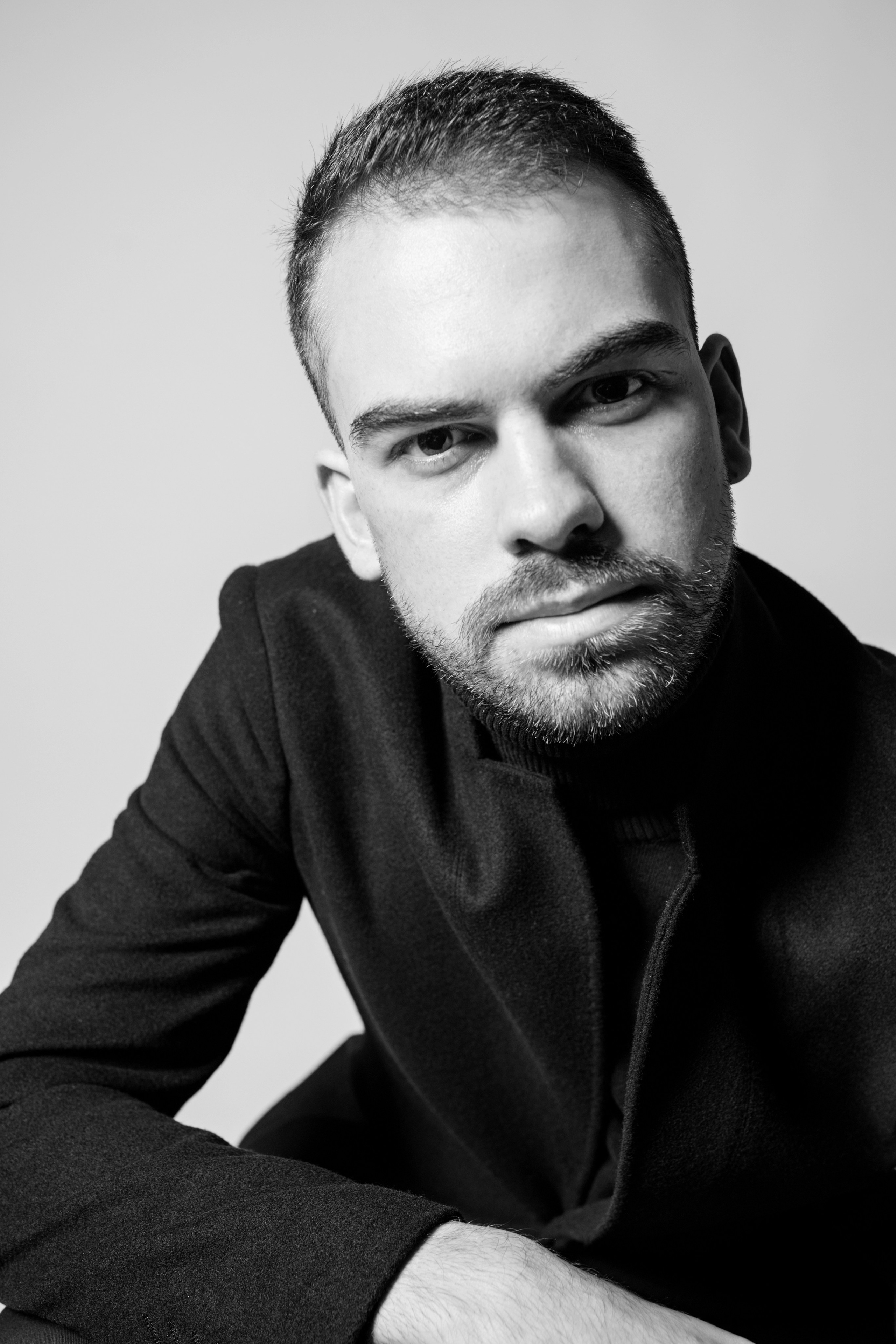 DANIEL. Anastasiia Antoniuk portrait, family and couple photographer, Portugal