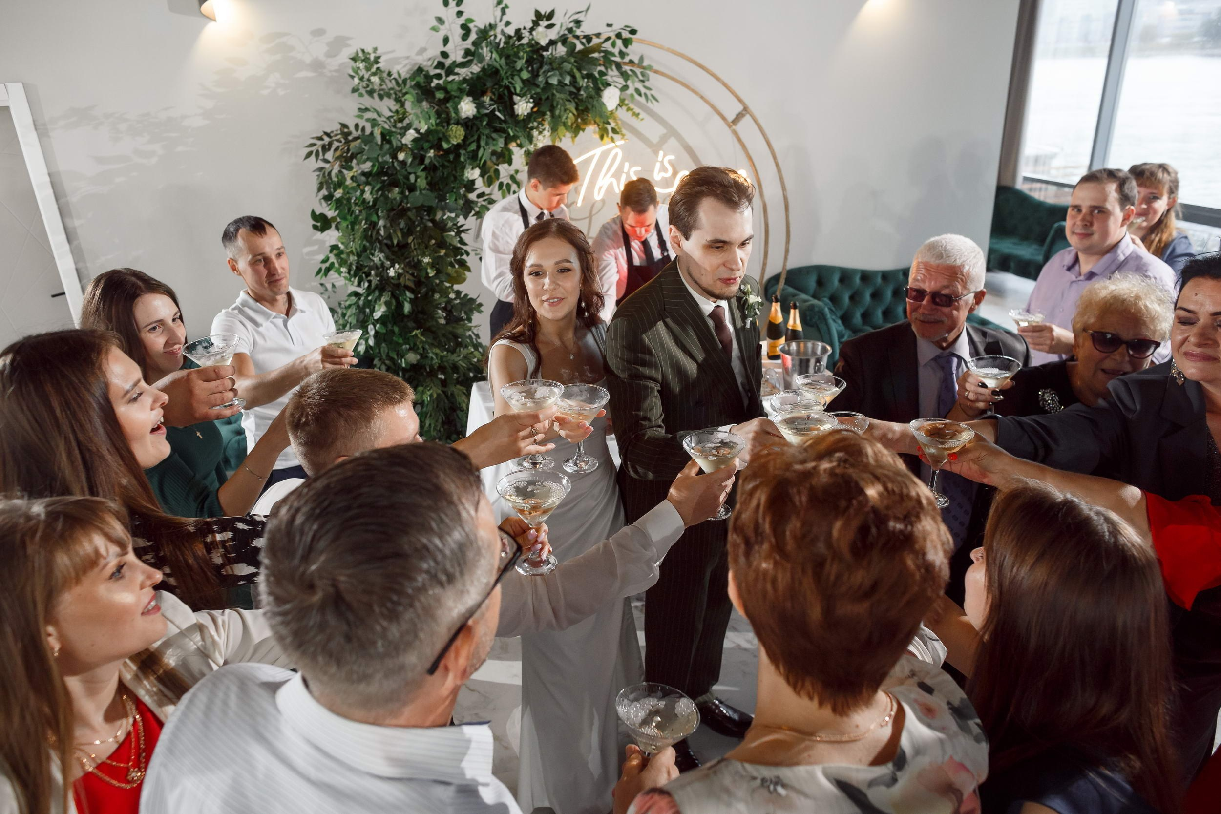 Свадебная фотосессия в Санкт-Петербурге. Свадебный фотограф Игорь Брундасов 8PHOTO на свадьбу венчание загс СПб