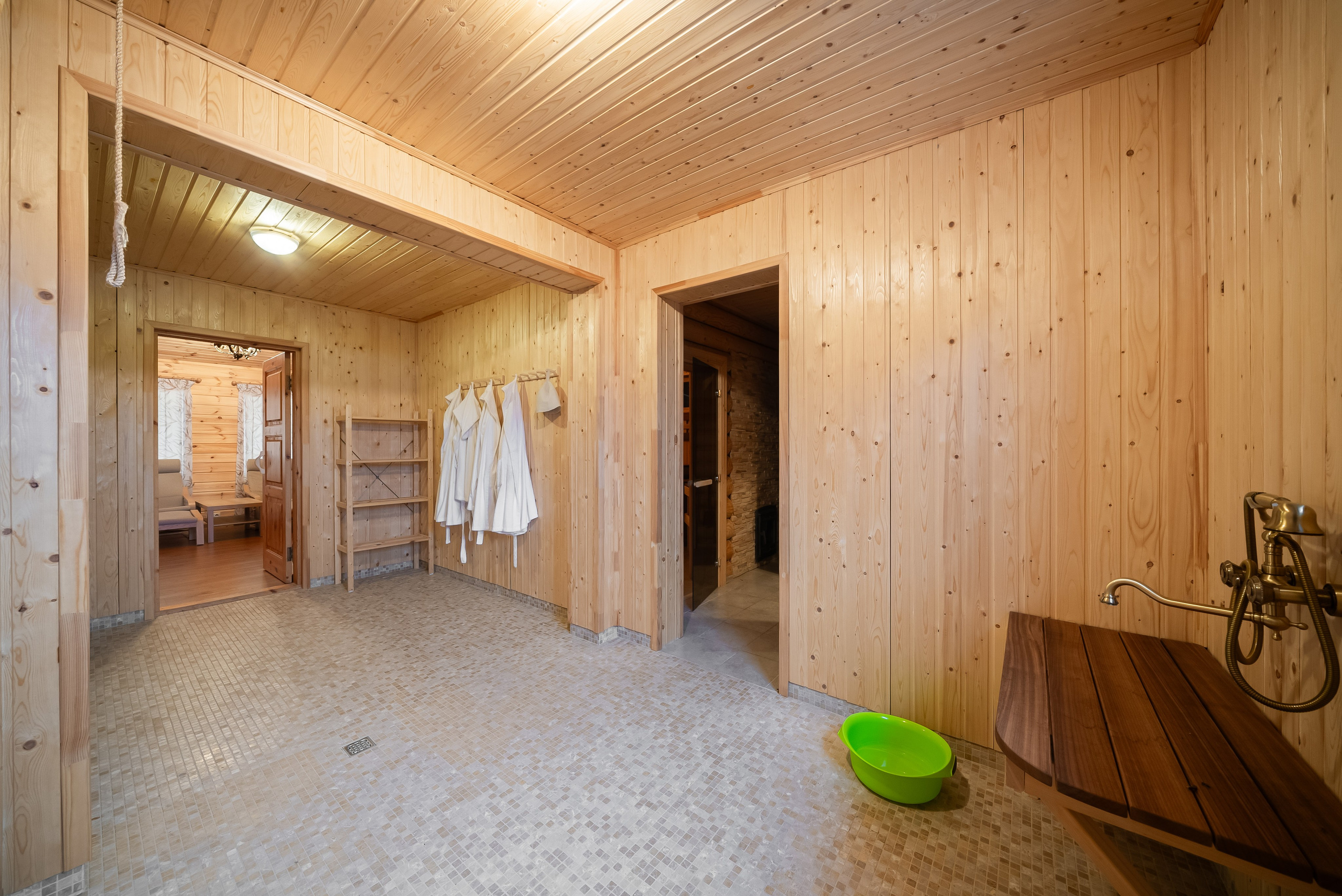 ДОМ п. АДМИРАЛ. Фото и видео-съемка Андраник Хачатурян