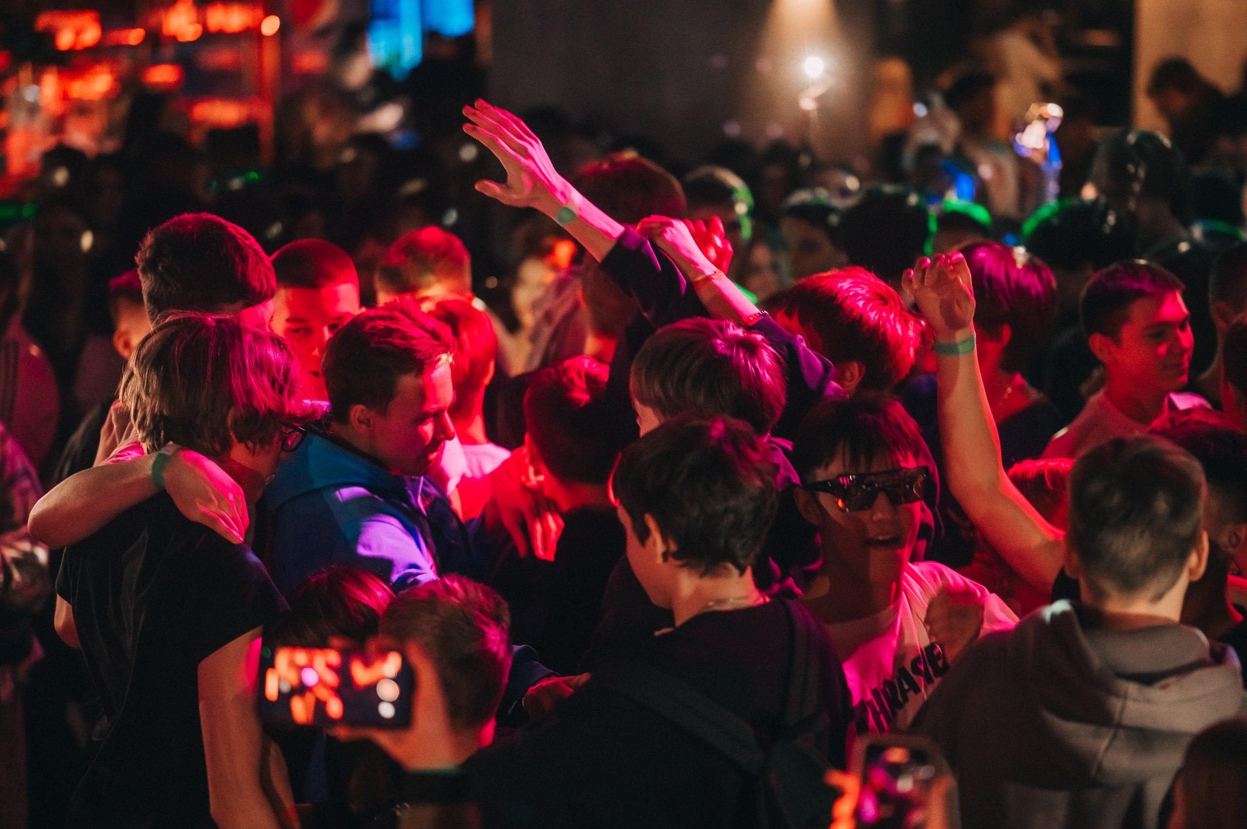 8 MARCH WOMENS DAY PARTY. Фотограф в Кемерово Владислав Шульц