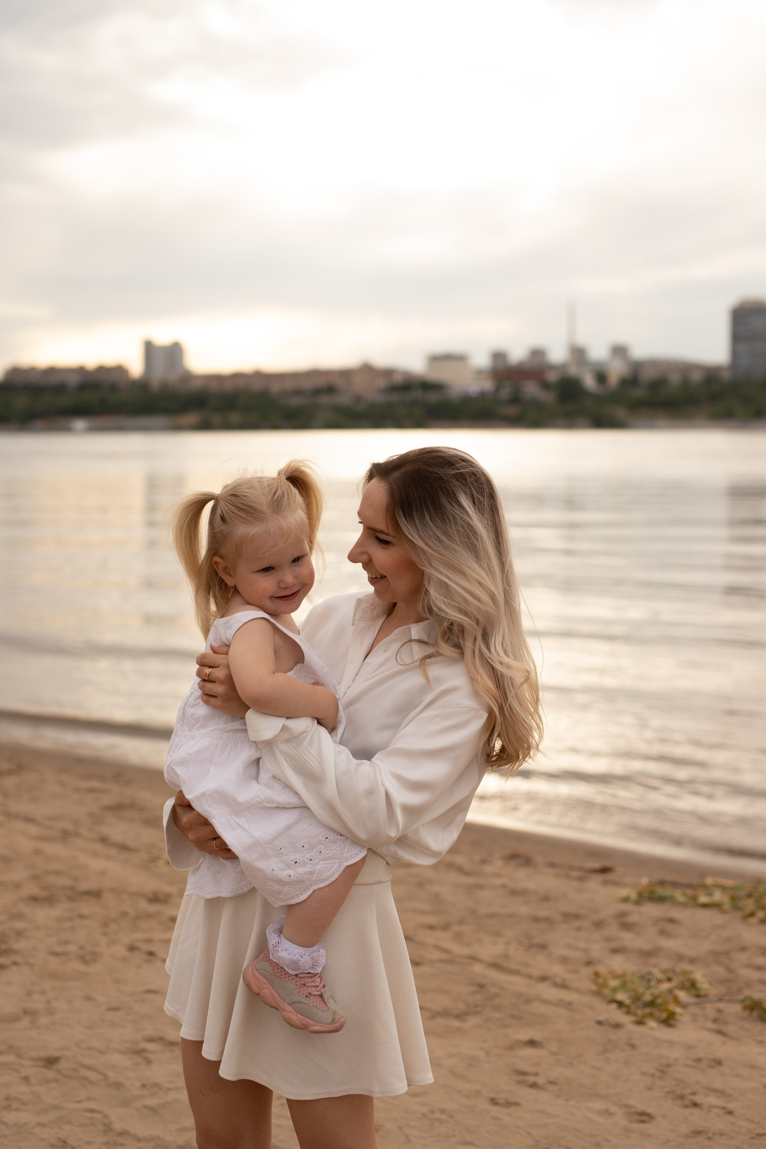 Портфолио семейная съемка Волгоград Волжский. Фотограф новорождённых Волгоград Волжский Дарья Рыскаль