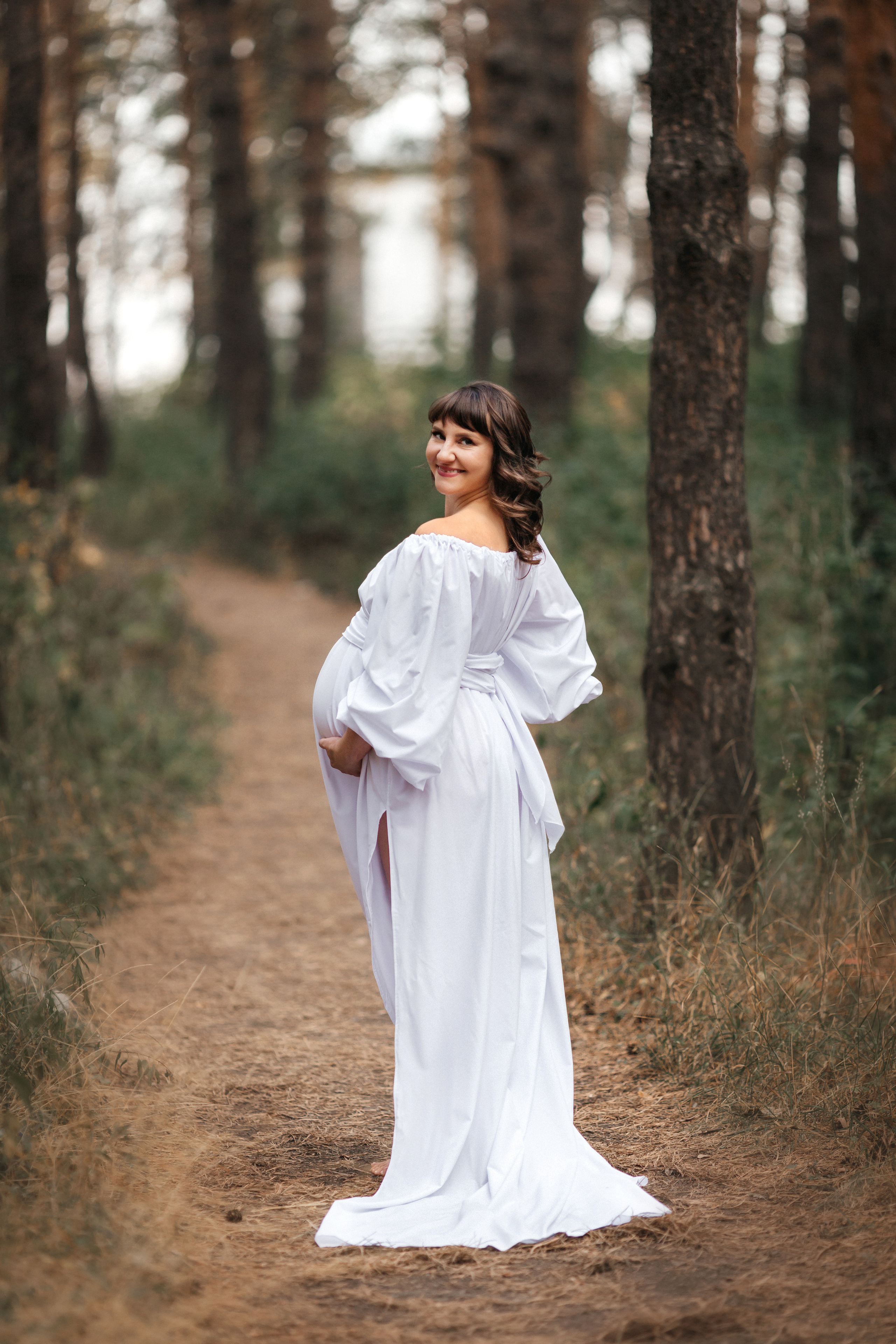 Анастасия в ожидании чуда. Бигильдина Роза фотограф в Челябинске. Выпускные альбомы