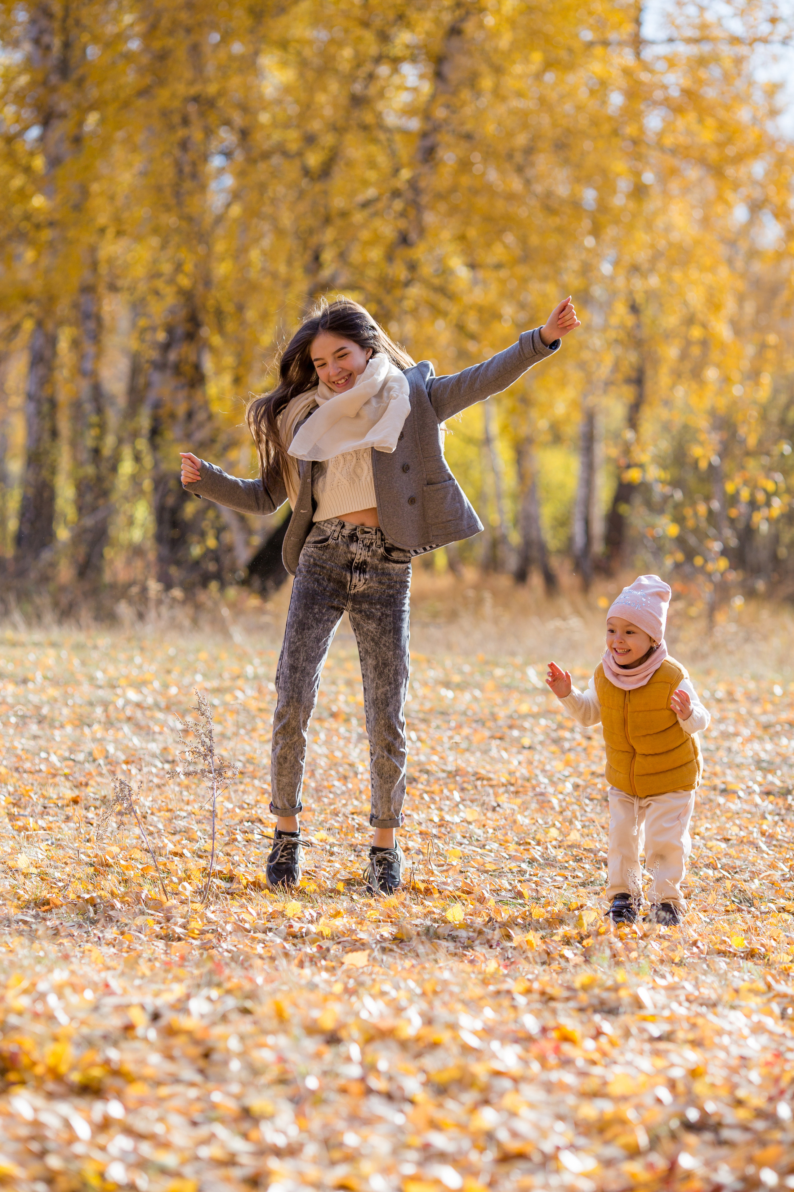 Осенняя для Олеси, Леры и Алисы. Бигильдина Роза фотограф в Челябинске. Выпускные альбомы