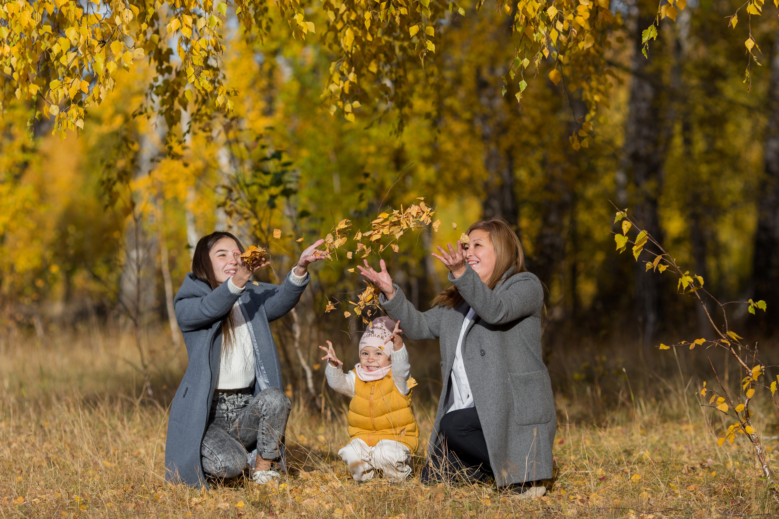 Осенняя для Олеси, Леры и Алисы. Бигильдина Роза фотограф в Челябинске. Выпускные альбомы