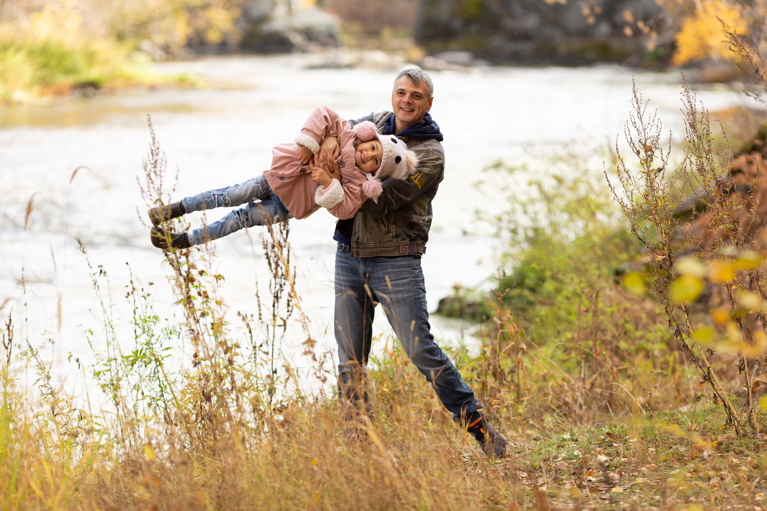 Самая уютная прогулочная фотосессия. Бигильдина Роза фотограф в Челябинске. Выпускные альбомы