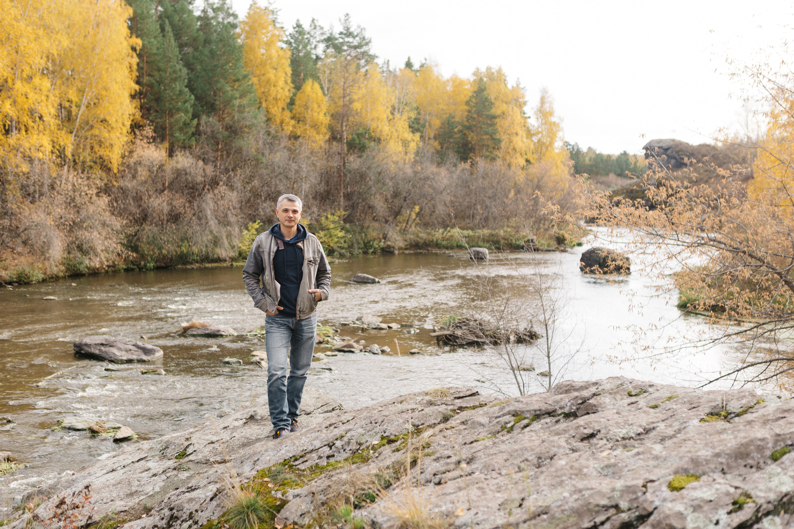Самая уютная прогулочная фотосессия. Бигильдина Роза фотограф в Челябинске. Выпускные альбомы