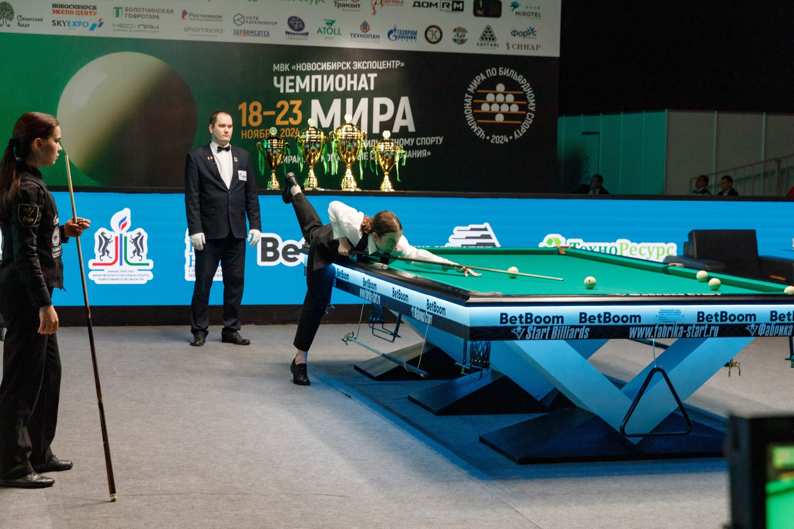 Чемпионат мира по бильярду. Экспоцентр. Репортажный фотограф в Новосибирске Алена Помазунова