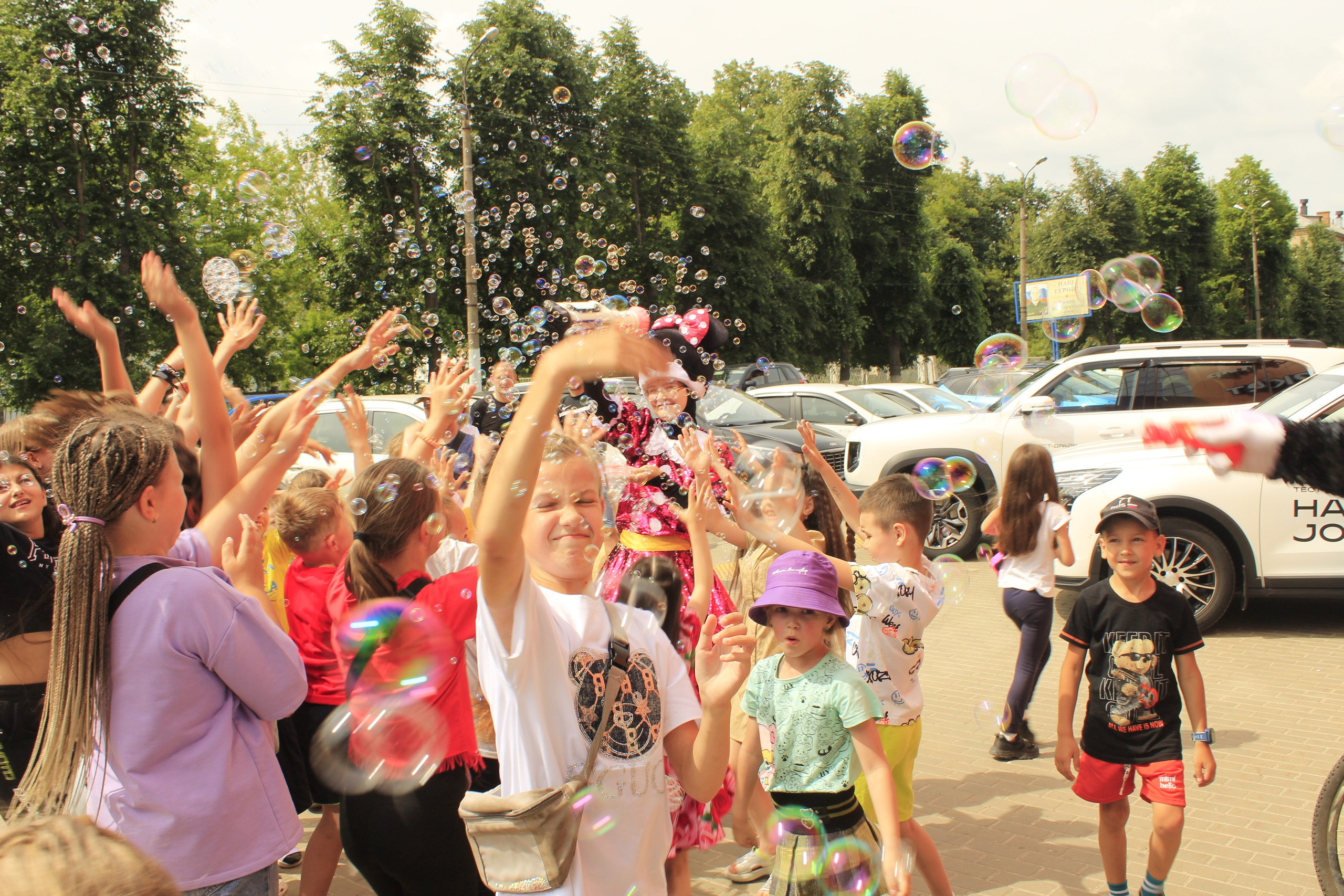 Год с открытия ТЦ Талисман. Лиза Рязанцева