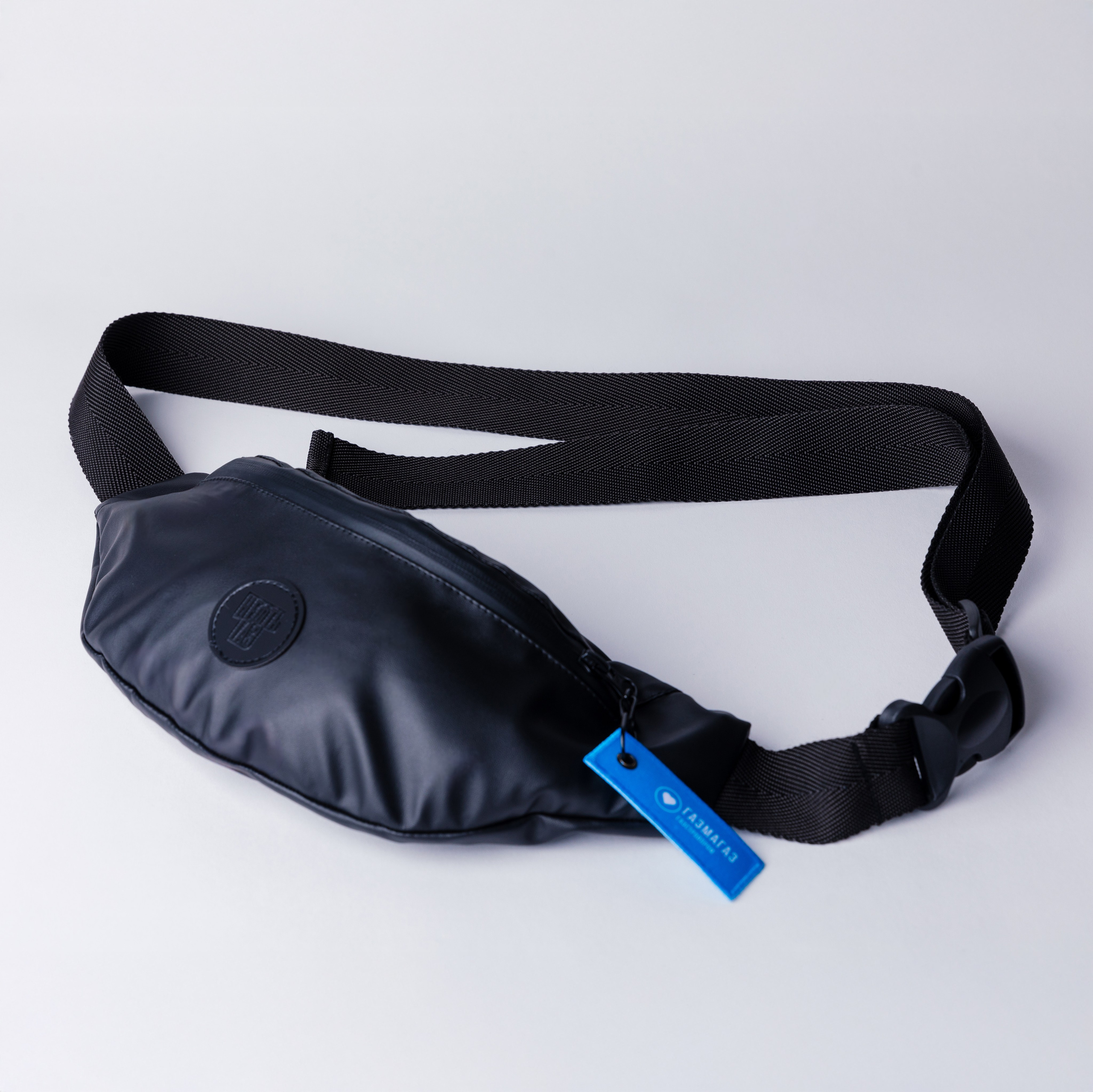 Фотосъемка одежды для маркетплейсов в СПб | Каталогизация товаров