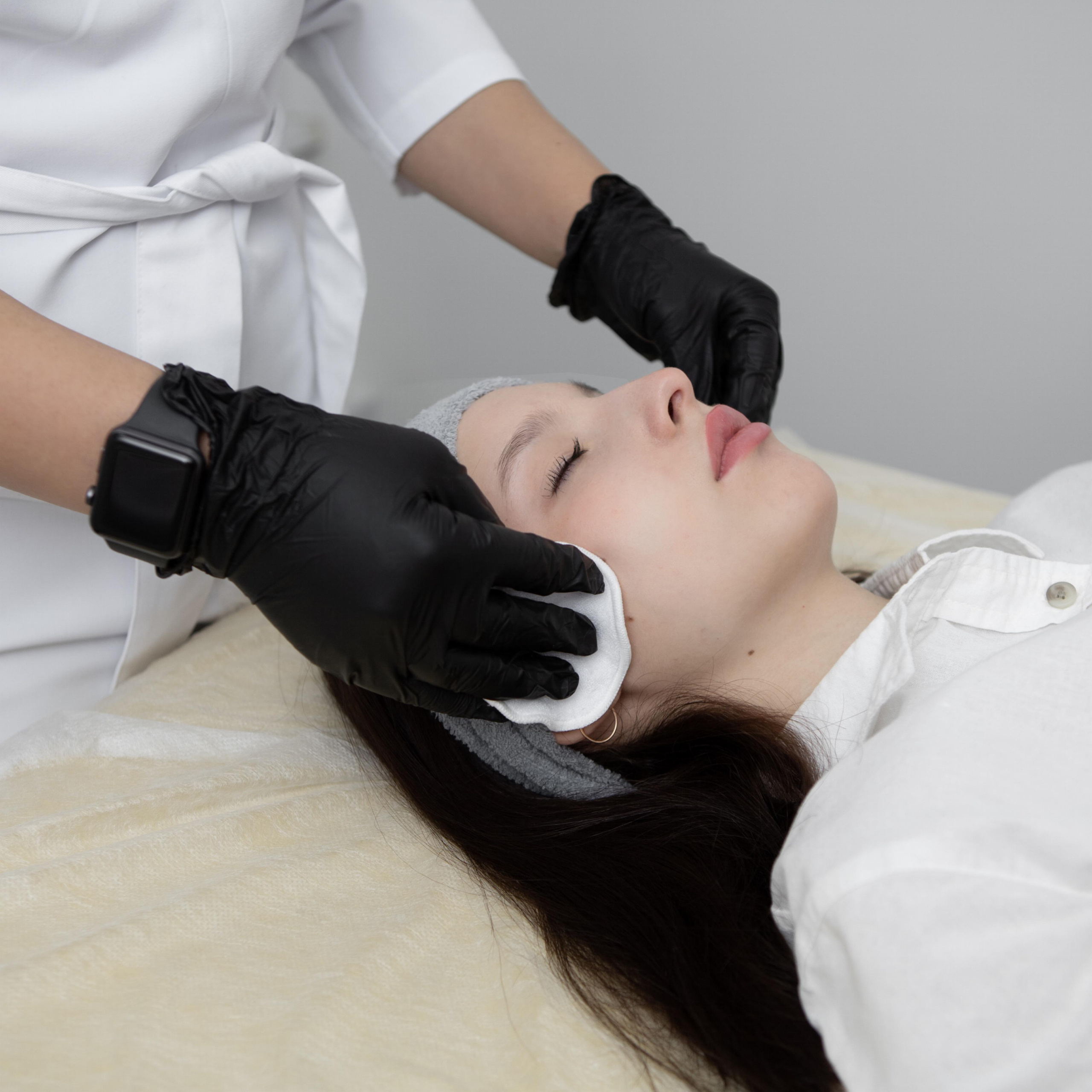 Контент-съёмка для косметолога Кенуль. Контент-фотограф в Абакане Наталья Нагибина