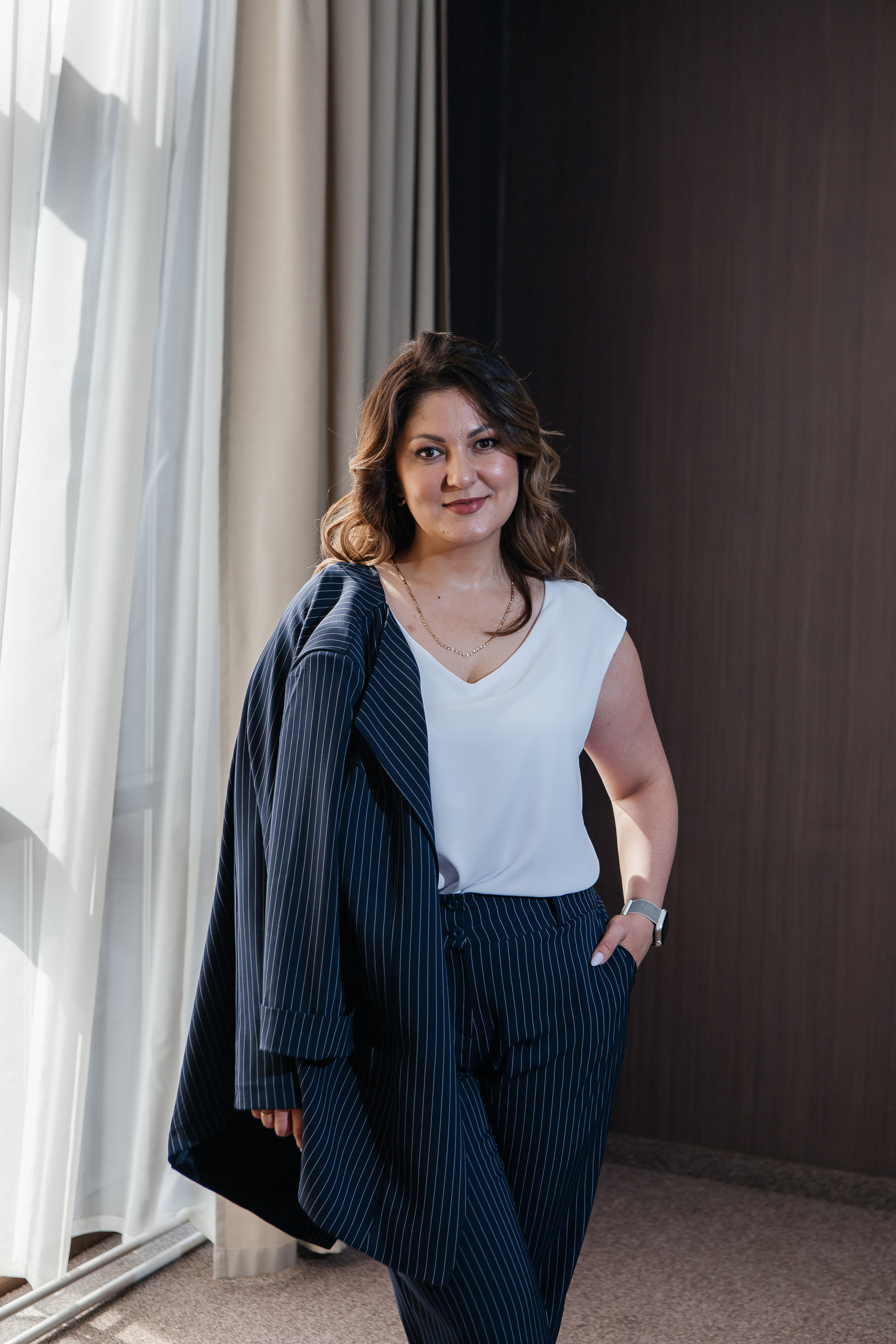 Контент-съёмка для финансового советника Любовь Черёмина. Контент-фотограф в Абакане Наталья Нагибина