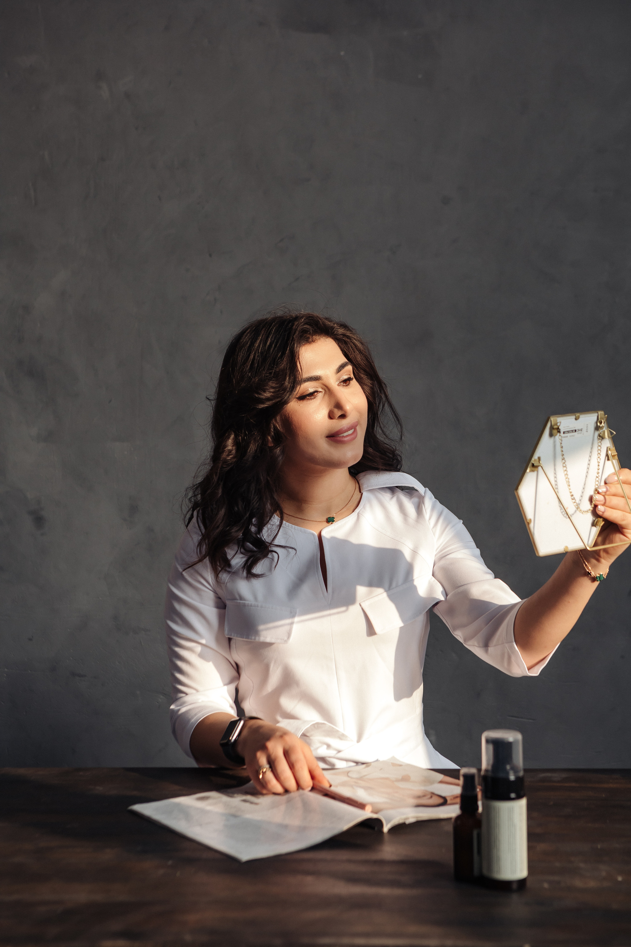 Контент-съёмка для косметолога Кенуль. Контент-фотограф в Абакане Наталья Нагибина