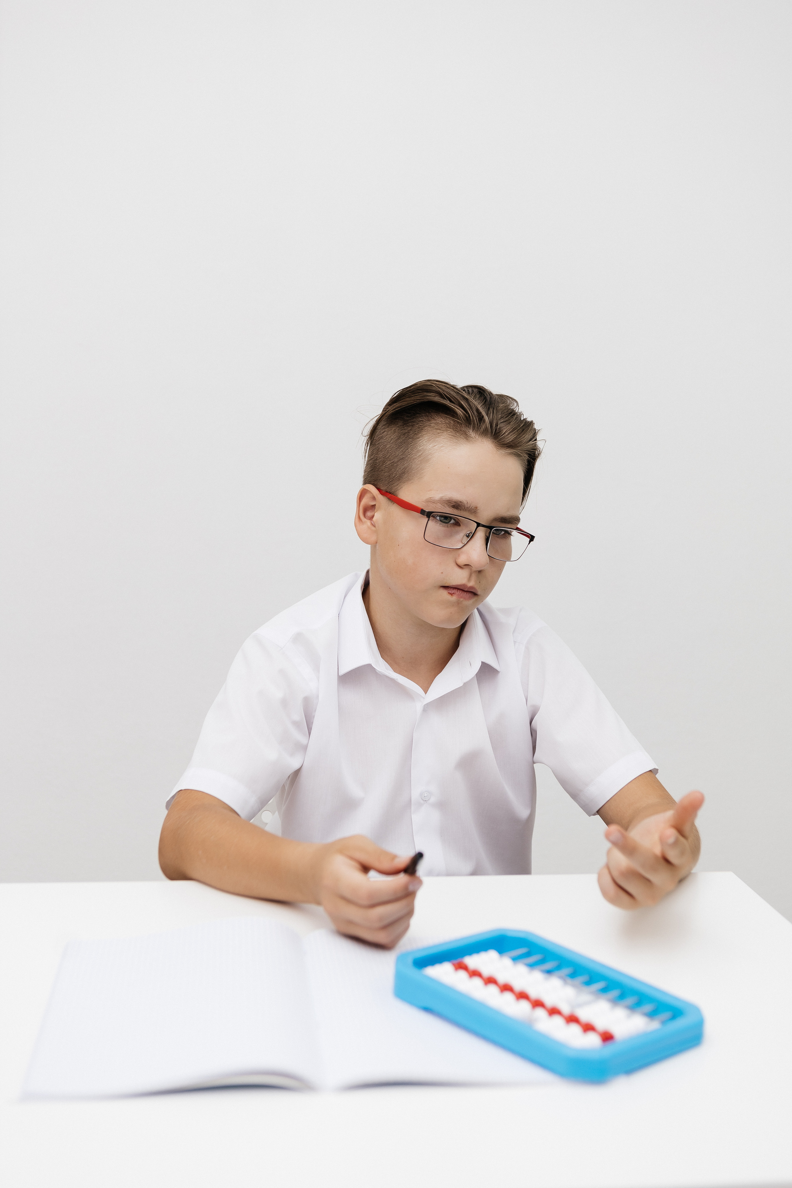 Контент-сьёмка для языкового центра Neuroland. Контент-фотограф в Абакане Наталья Нагибина