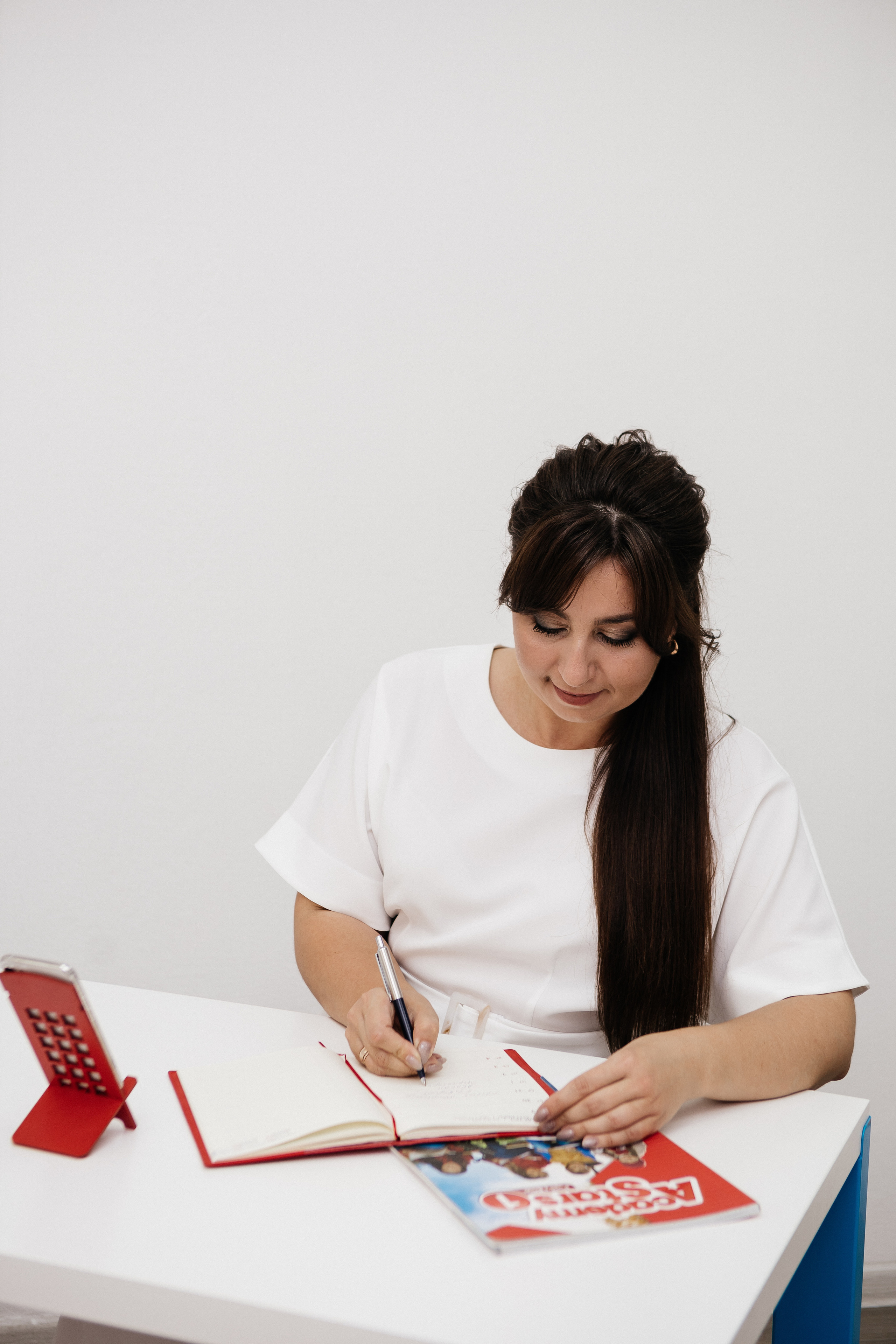 Контент-сьёмка для языкового центра Neuroland. Контент-фотограф в Абакане Наталья Нагибина