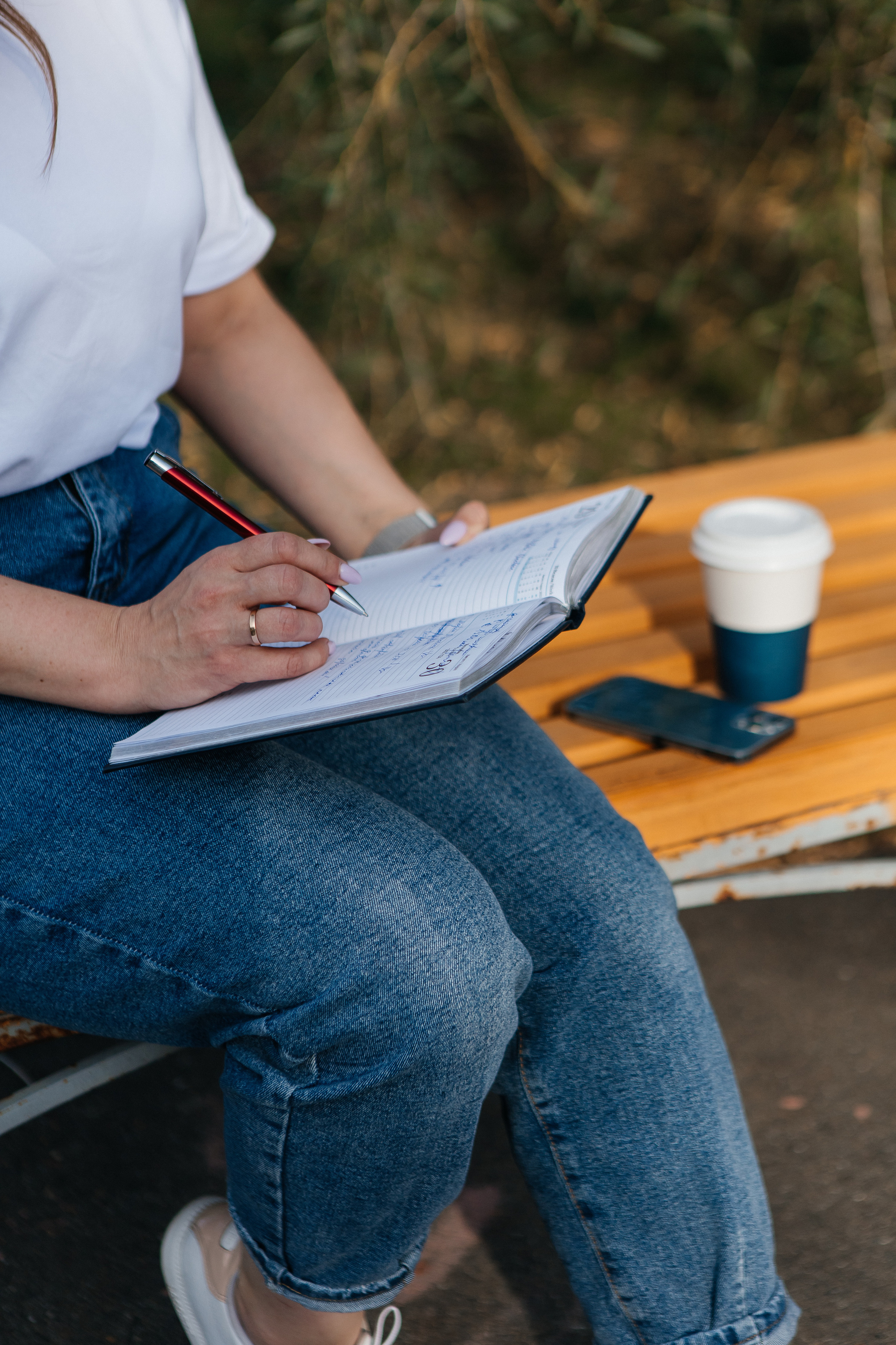 Контент-съёмка для финансового советника Любовь Черёмина. Контент-фотограф в Абакане Наталья Нагибина