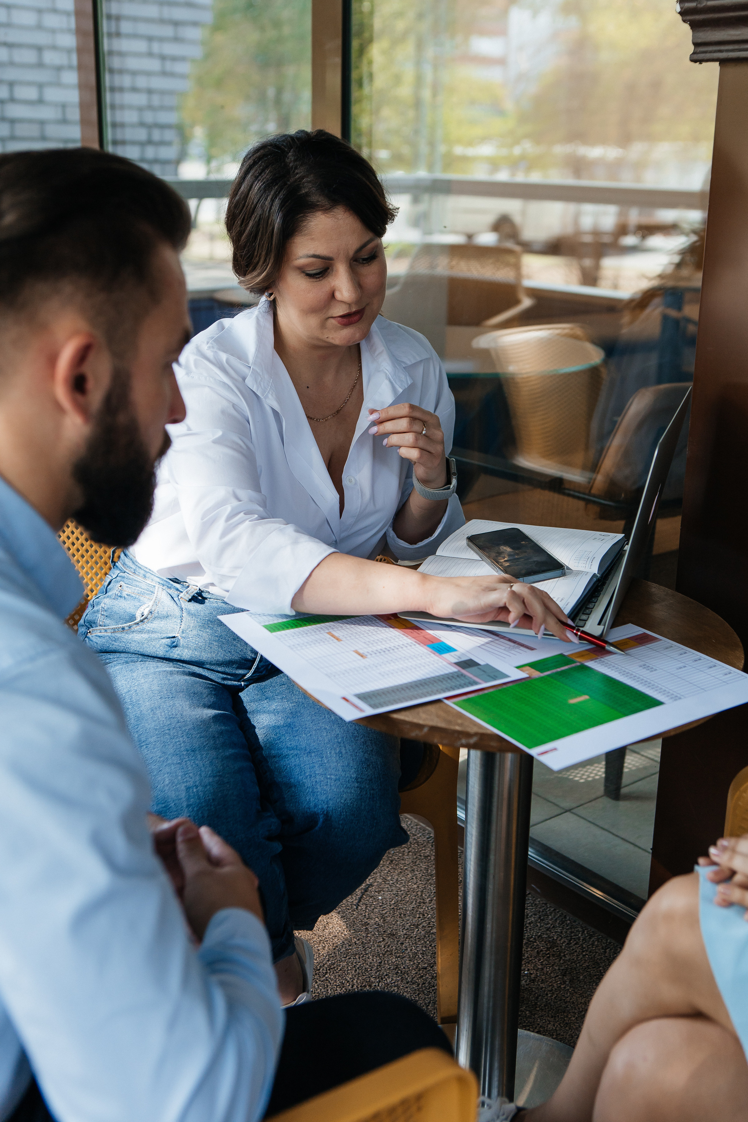 Контент-съёмка для финансового советника Любовь Черёмина. Контент-фотограф в Абакане Наталья Нагибина